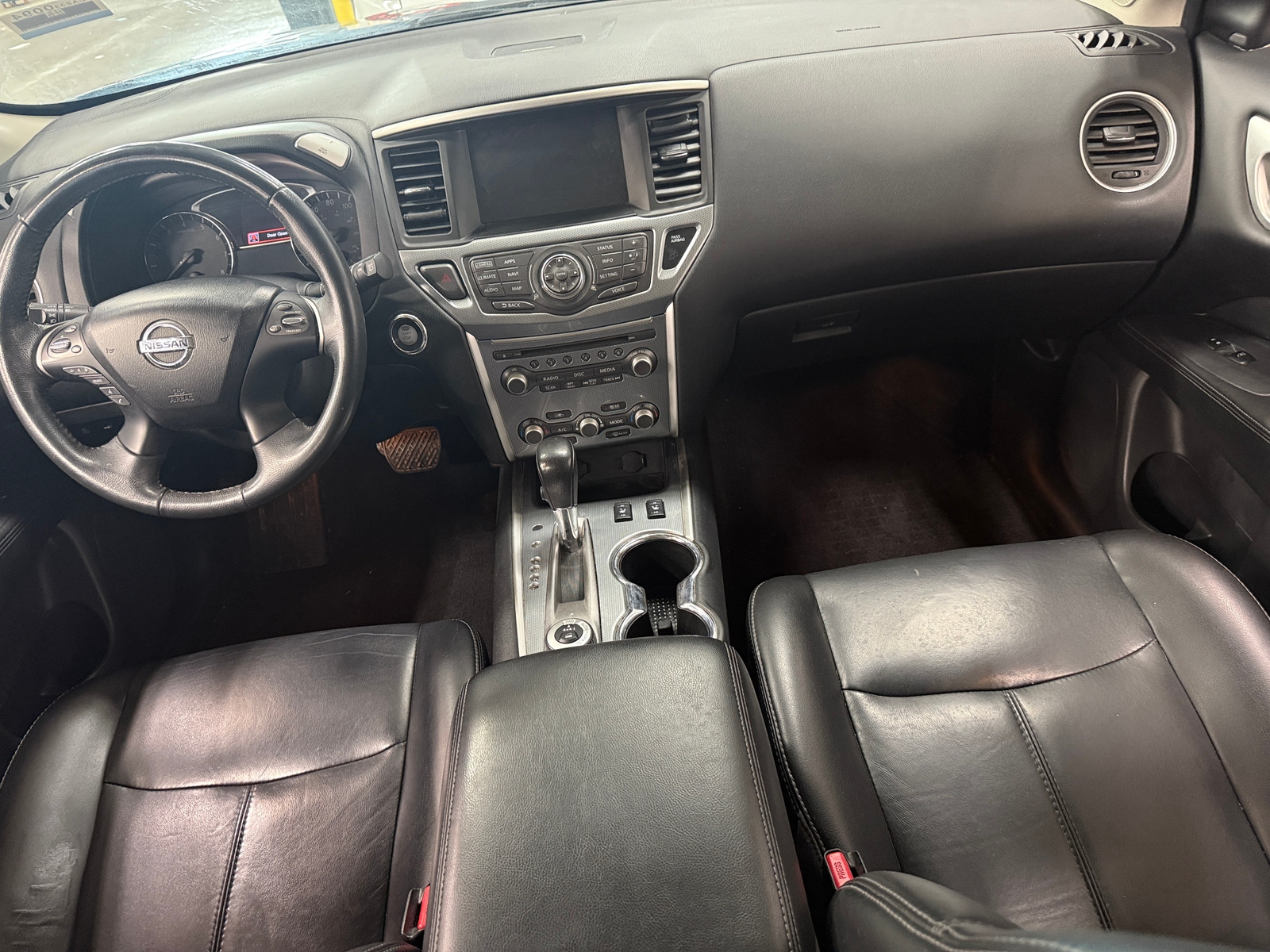 Thumbnail: 2017 Nissan Pathfinder - 2