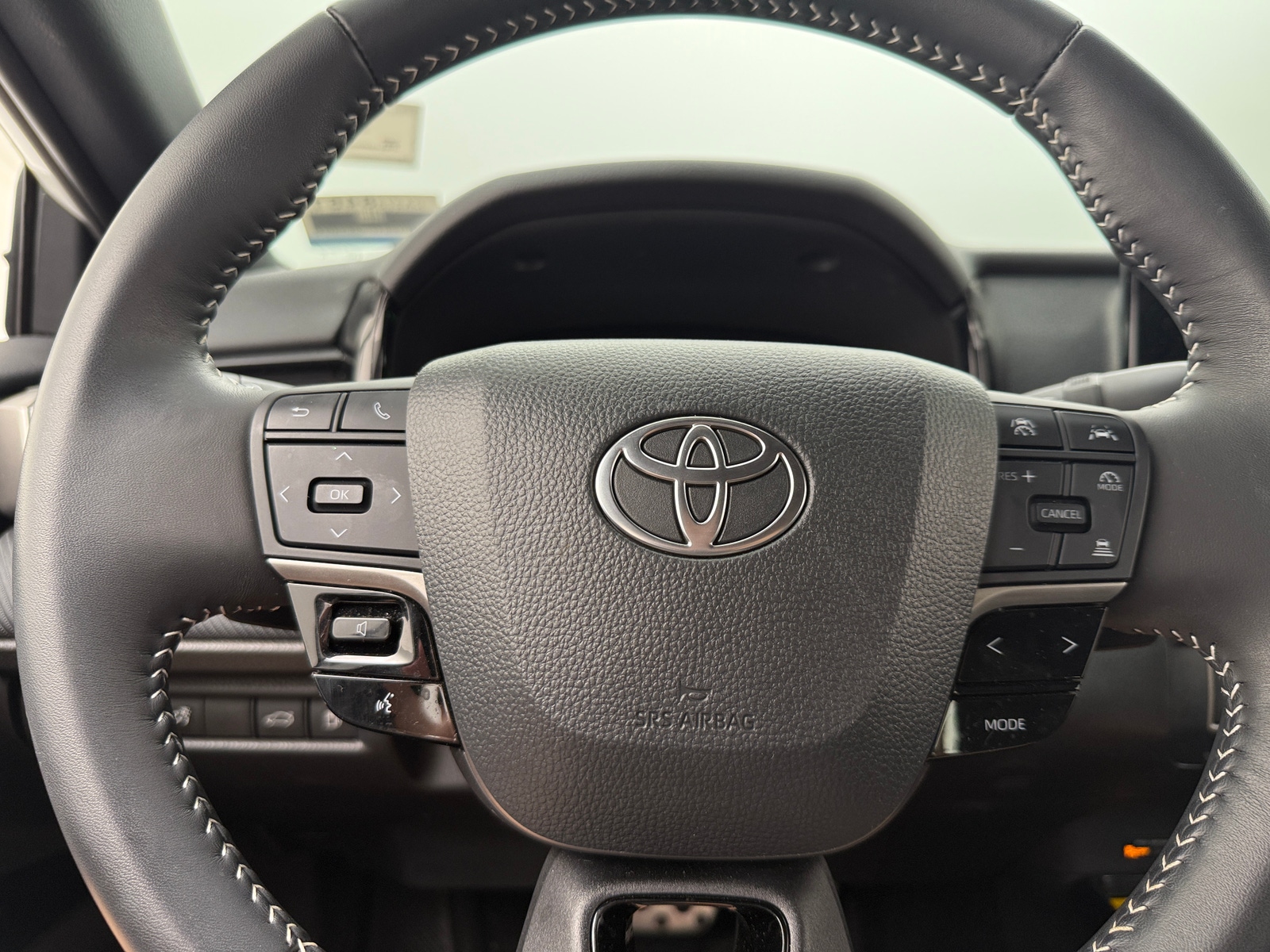 Thumbnail: 2025 Toyota Camry - 4