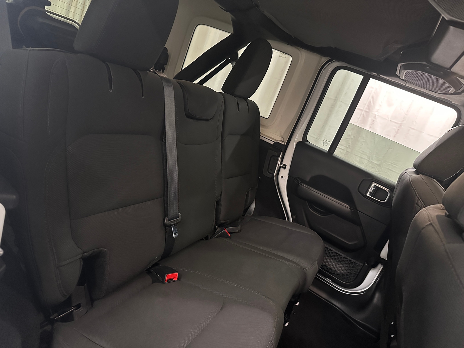 Thumbnail: 2019 Jeep Wrangler - 6