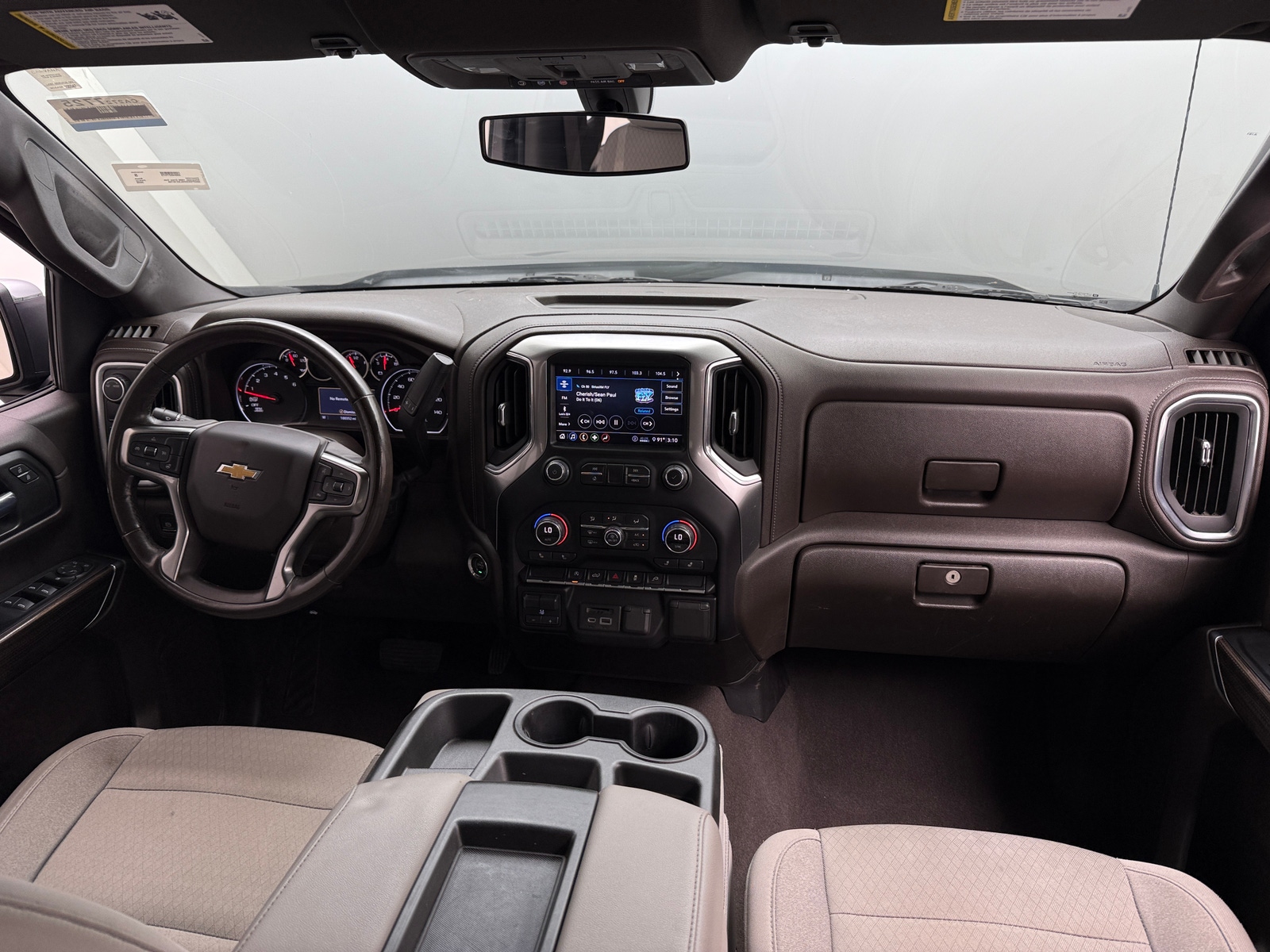 Thumbnail: 2020 Chevrolet Silverado 1500 - 3