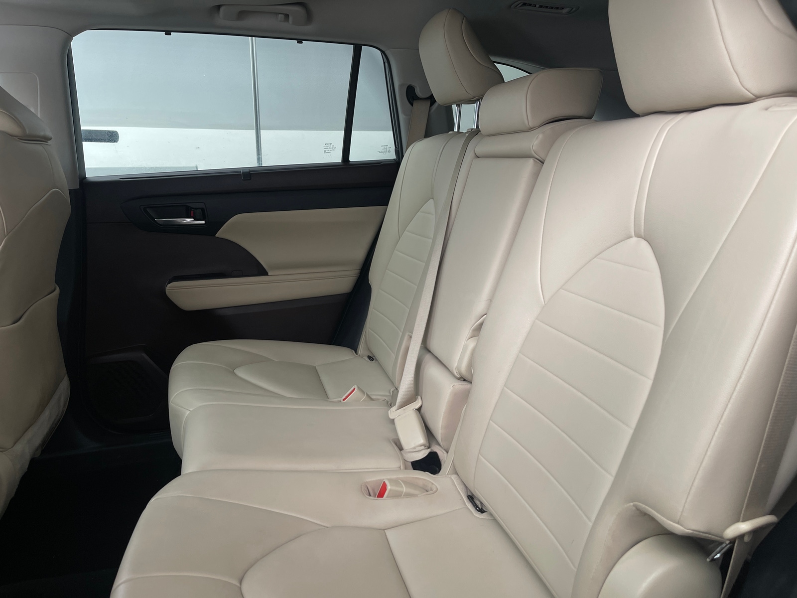 Thumbnail: 2021 Toyota Highlander - 5