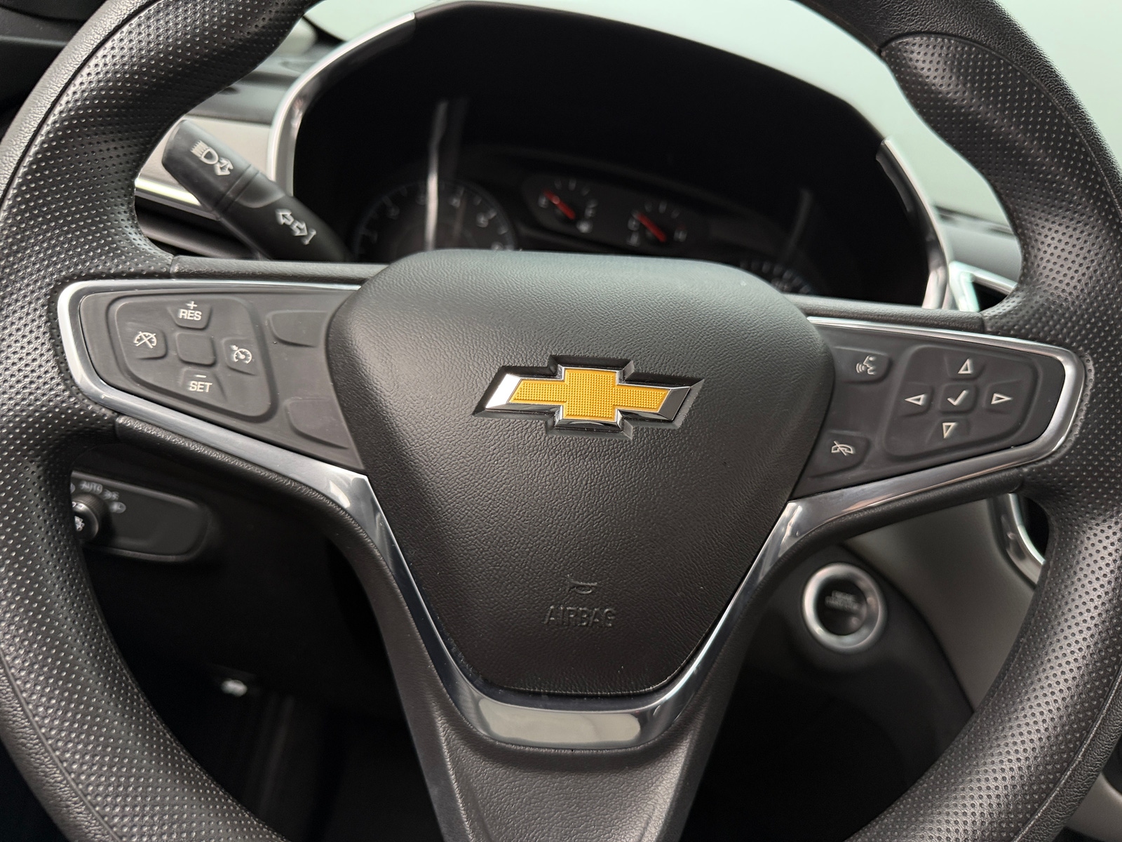 Thumbnail: 2019 Chevrolet Equinox - 5