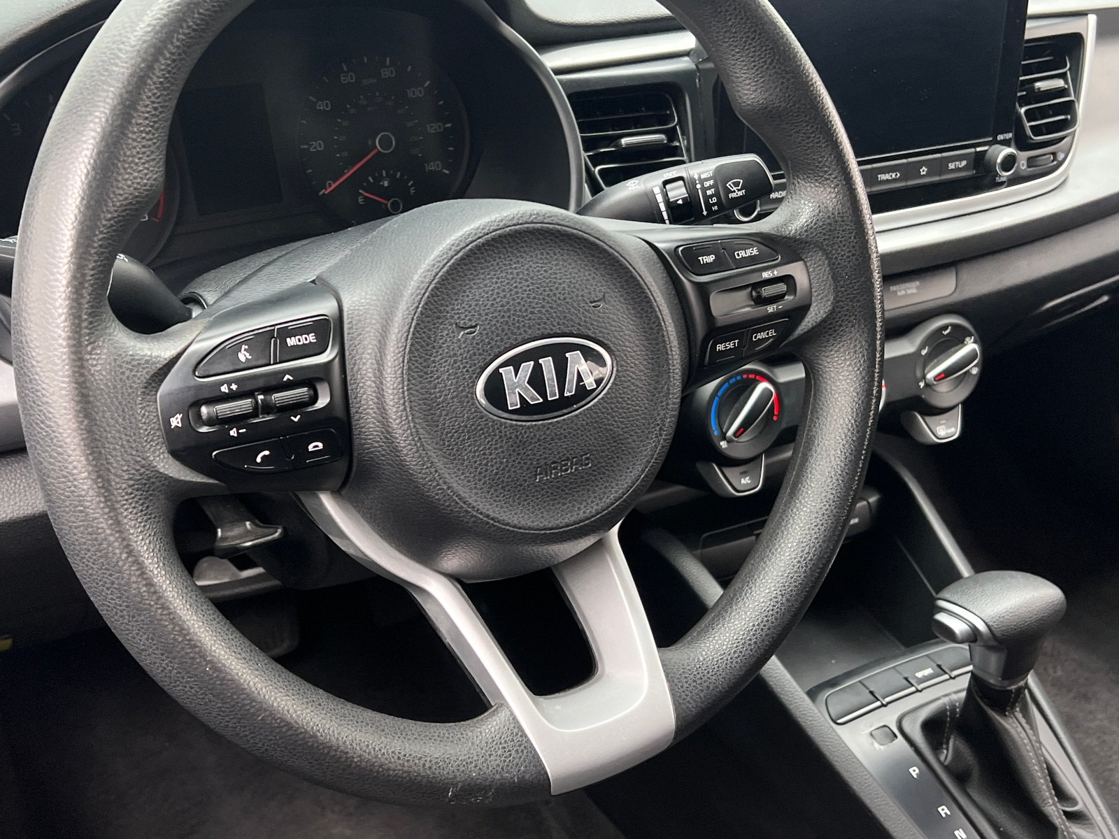 Thumbnail: 2021 Kia Rio - 5