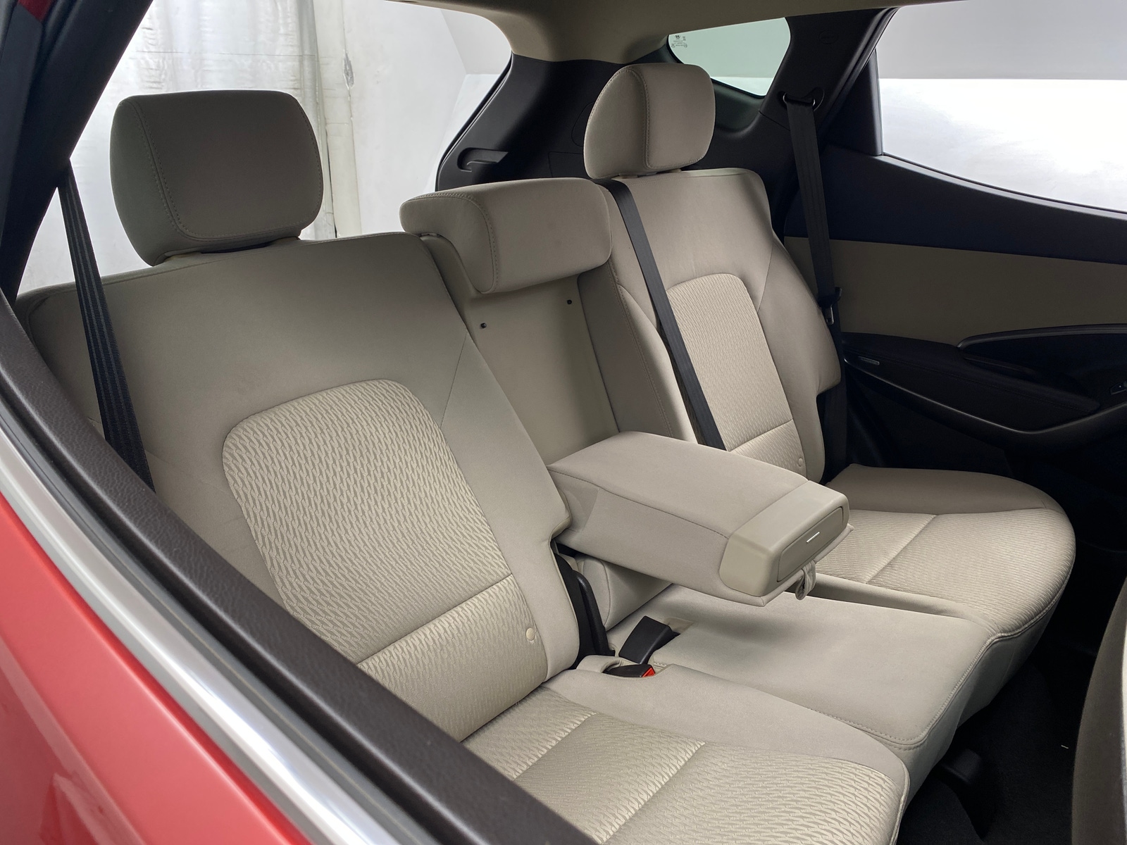 Thumbnail: 2017 Hyundai Santa Fe - 6