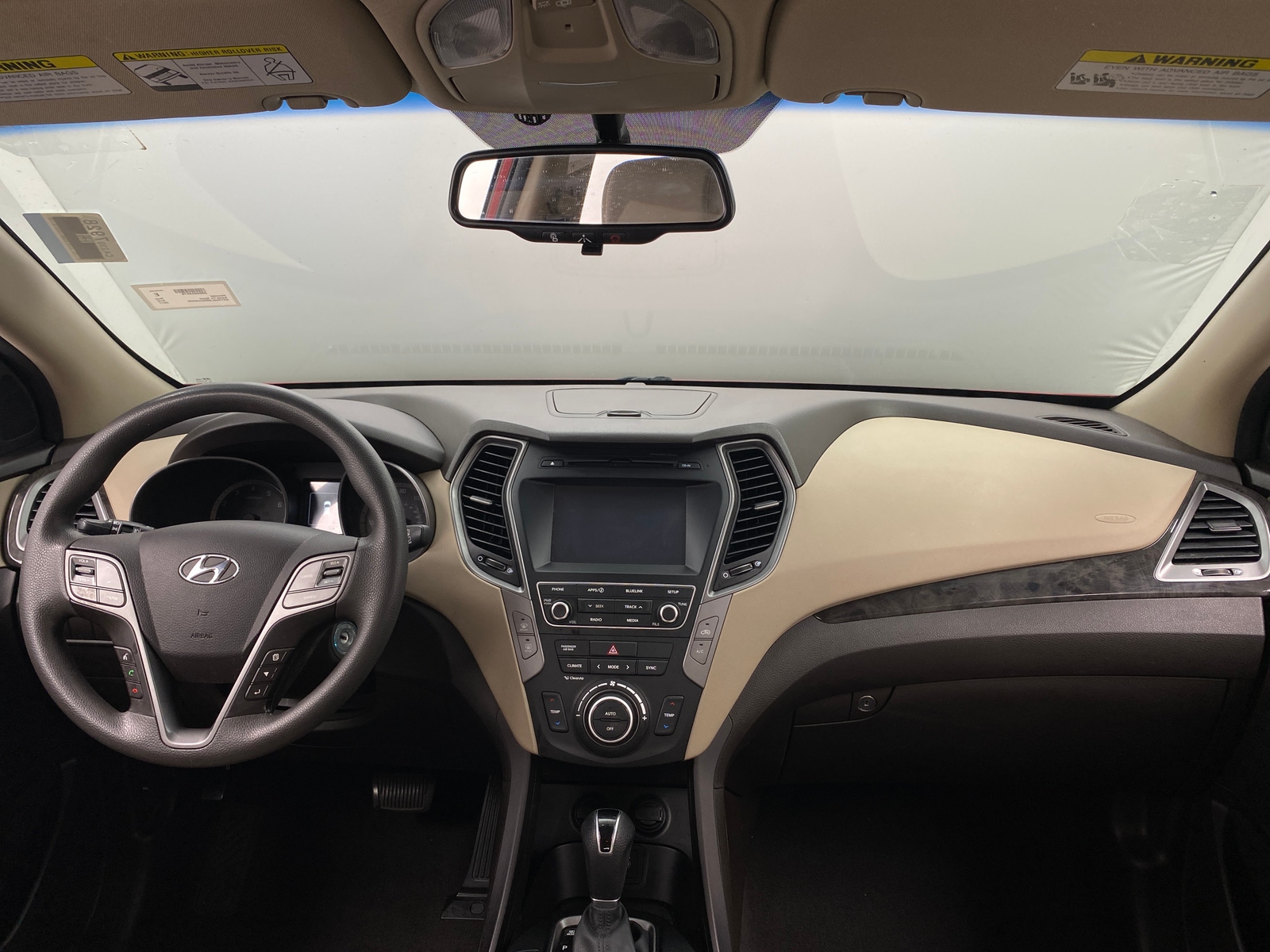 Thumbnail: 2017 Hyundai Santa Fe - 3