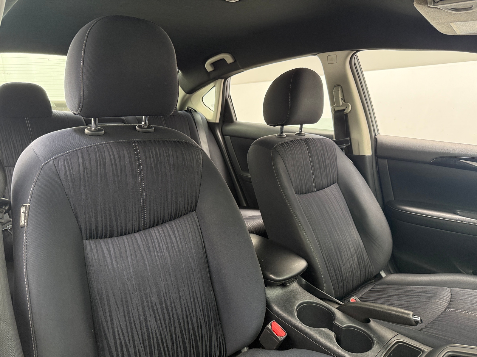 Thumbnail: 2016 Nissan Sentra - 2