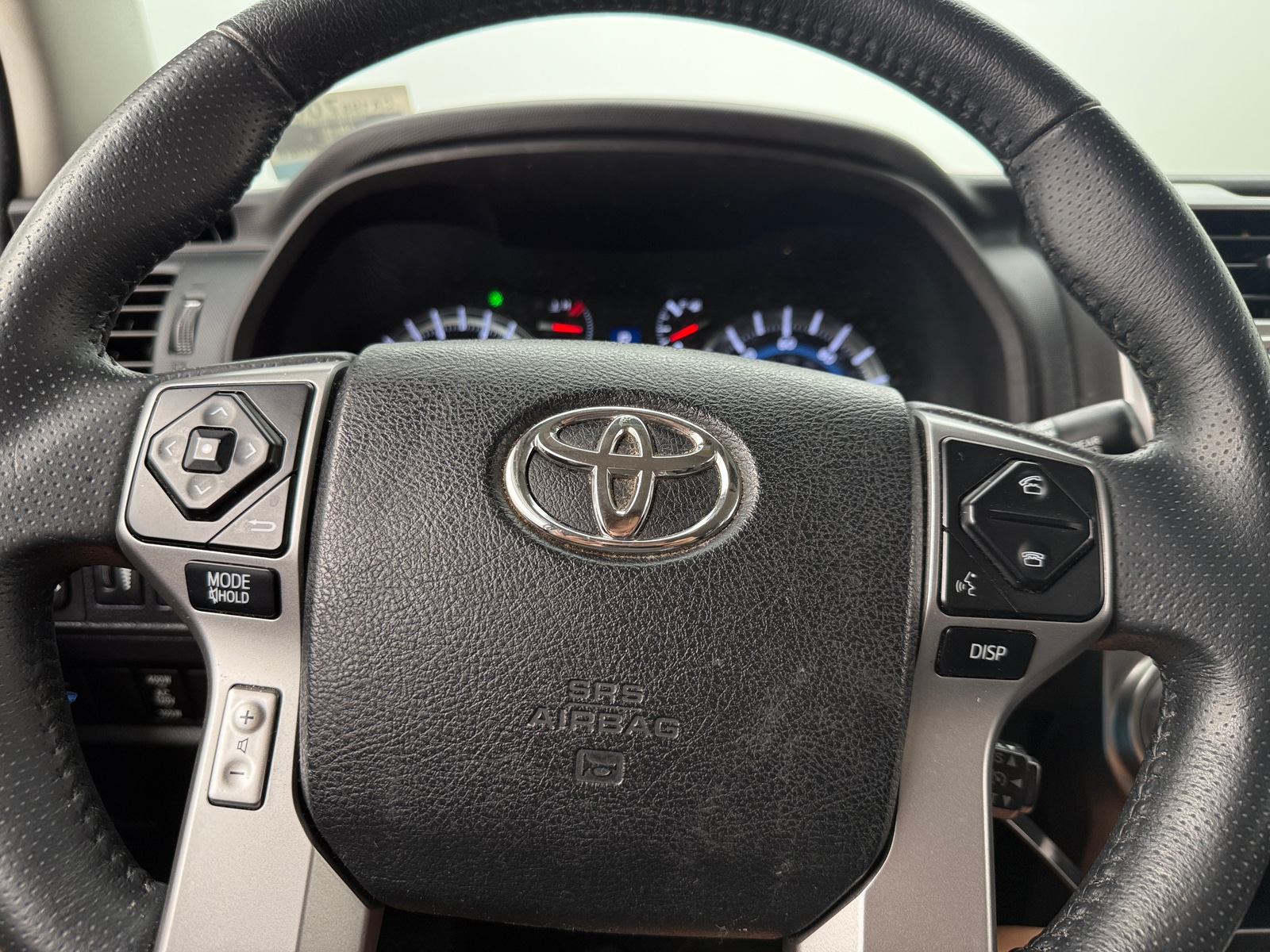 Thumbnail: 2017 Toyota 4Runner - 5