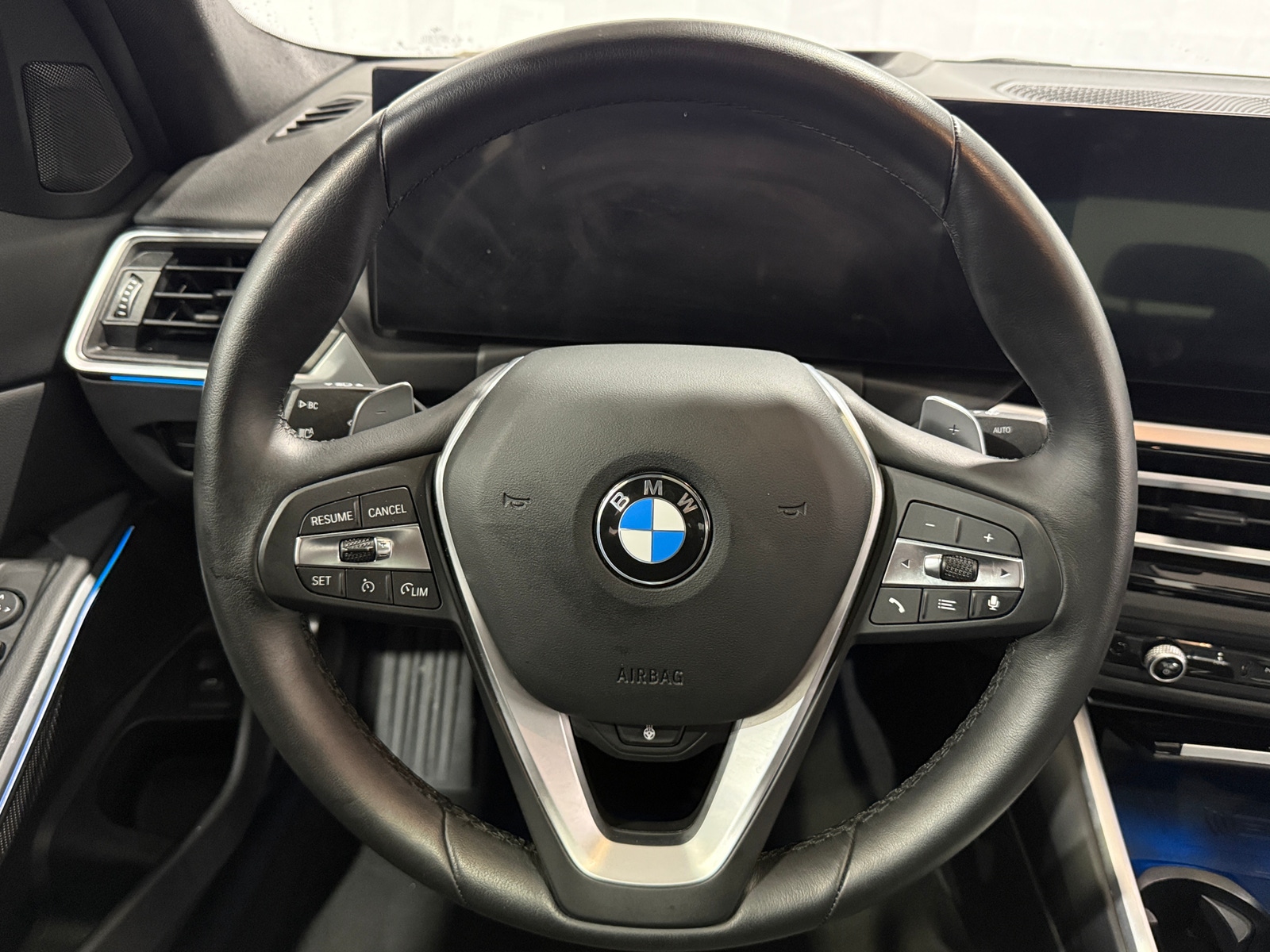 Thumbnail: 2023 BMW 3 Series - 4