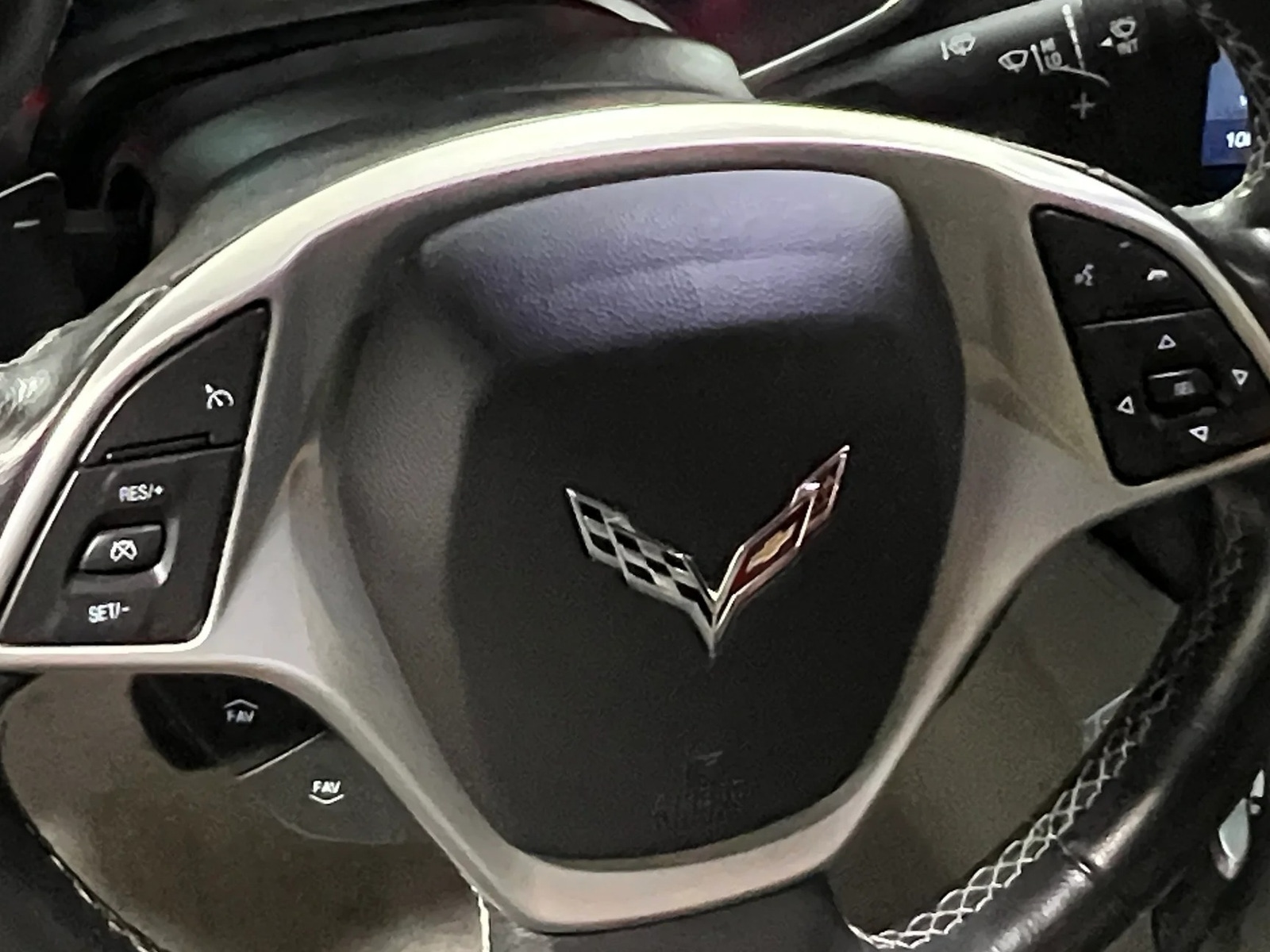 Thumbnail: 2014 Chevrolet Corvette - 3