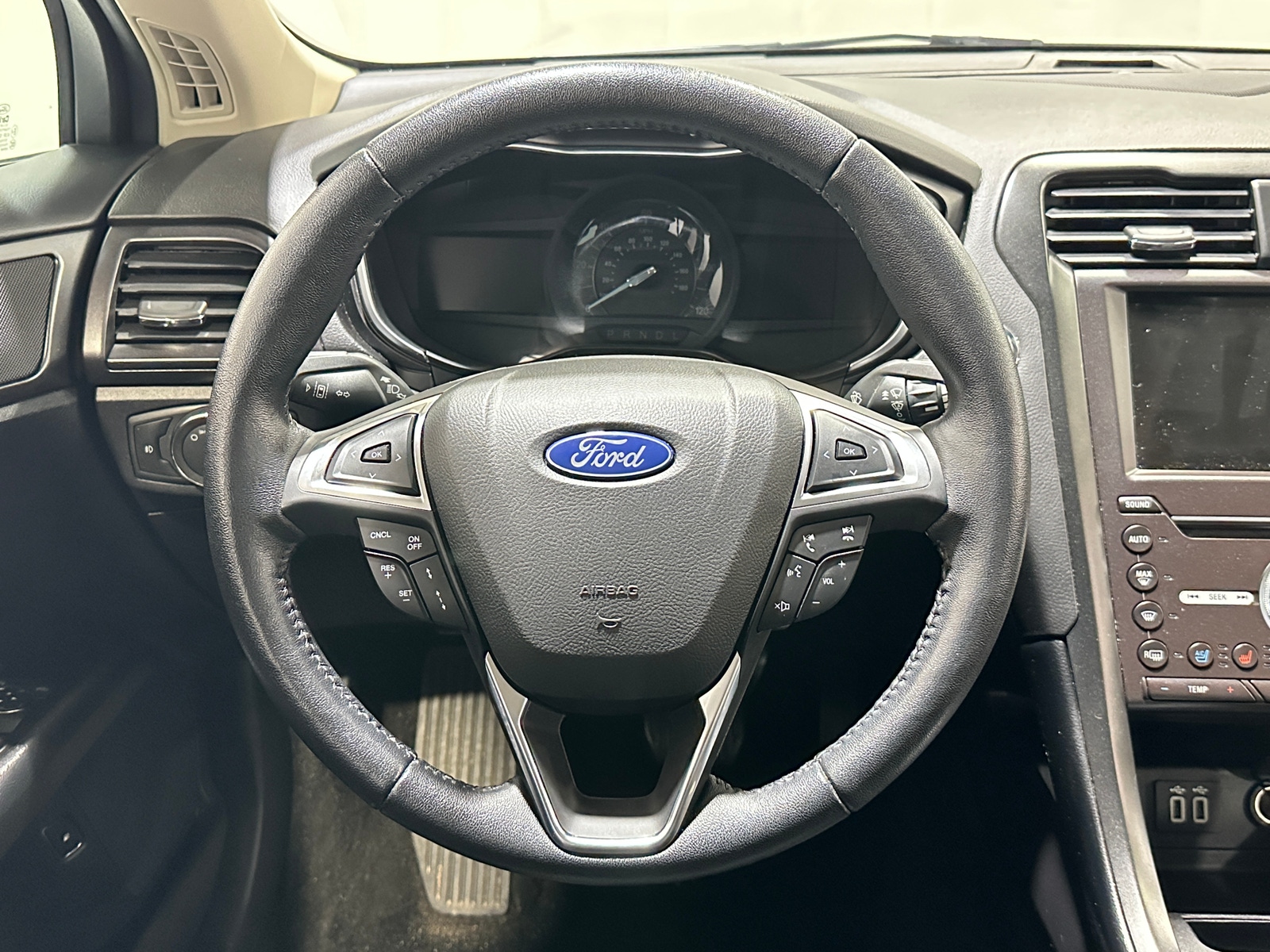 Thumbnail: 2020 Ford Fusion - 4