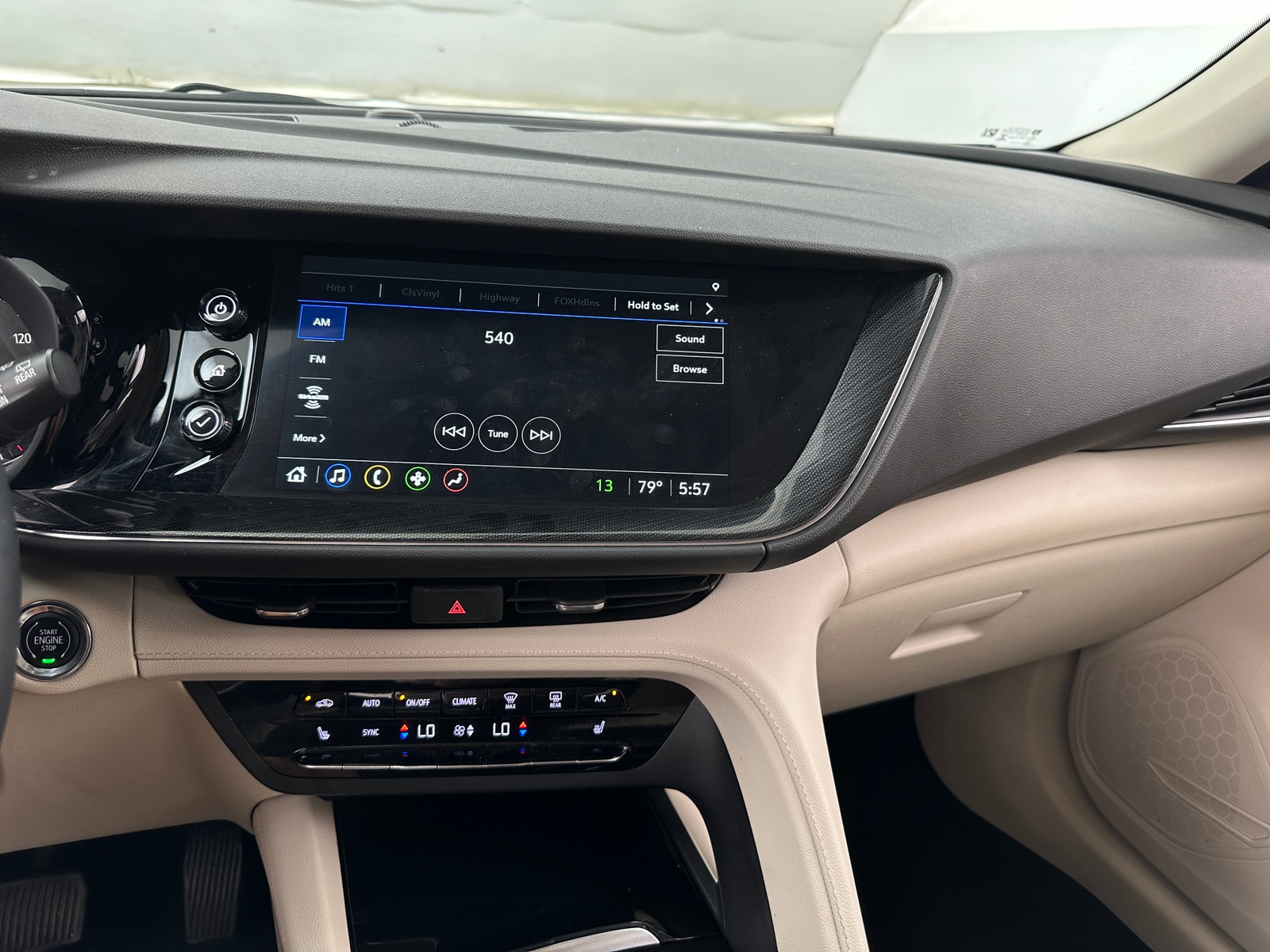 Thumbnail: 2022 Buick Envision - 4