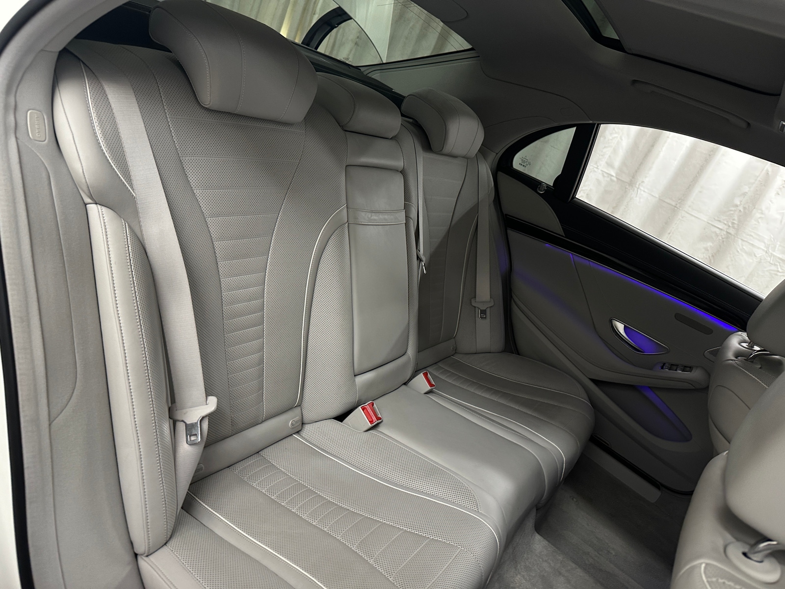 Thumbnail: 2015 Mercedes-Benz S-Class - 5