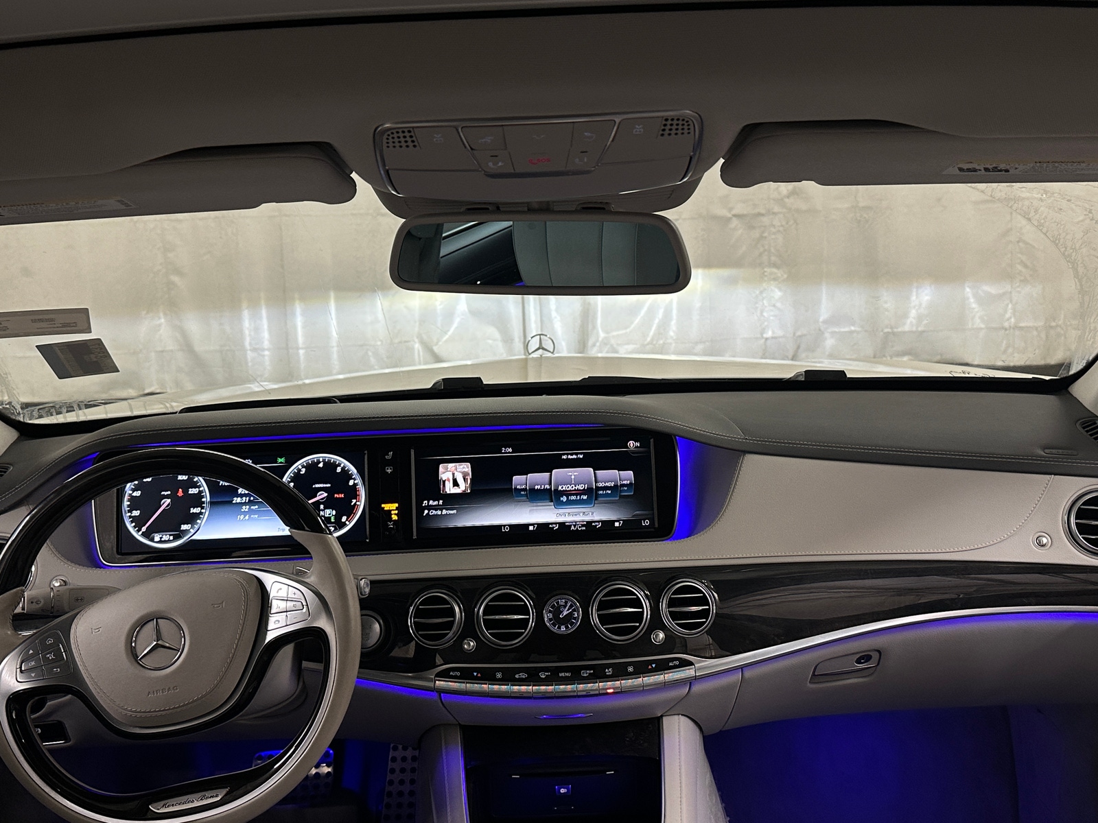 Thumbnail: 2015 Mercedes-Benz S-Class - 2