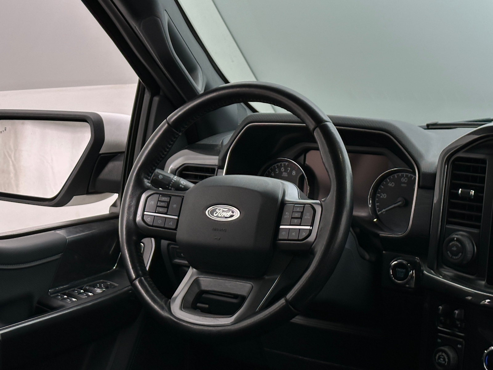 Thumbnail: 2021 Ford Econoline - 5