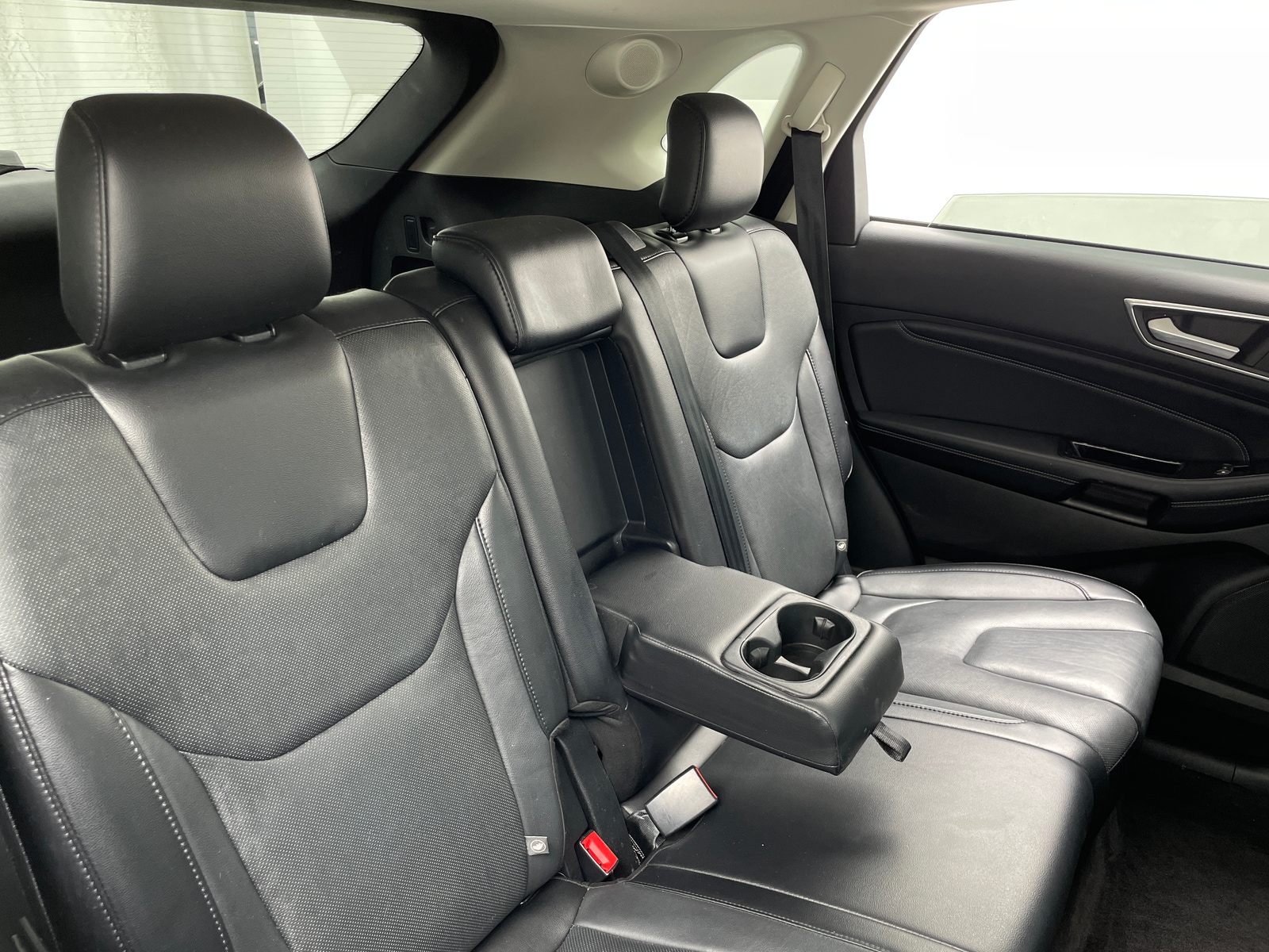 Thumbnail: 2016 Ford Edge - 5