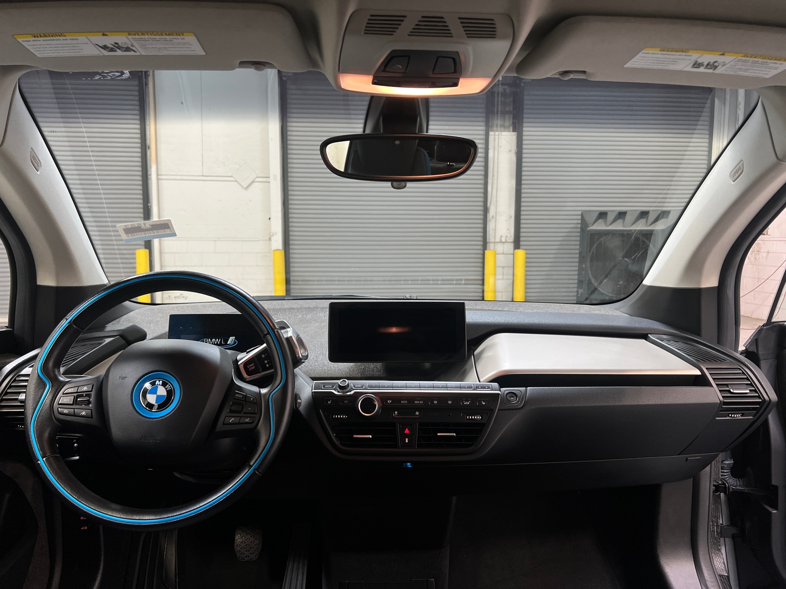 Thumbnail: 2018 BMW i3 - 3