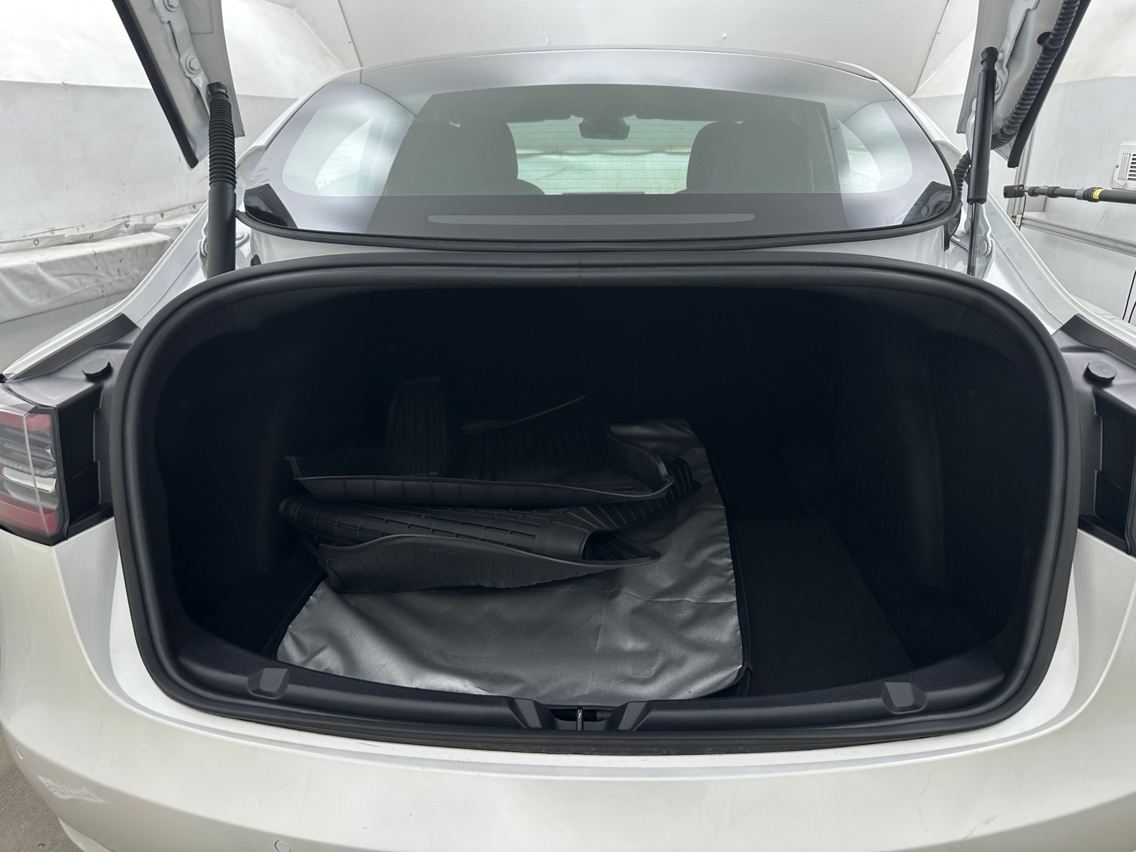 Thumbnail: 2021 Tesla Model 3 - 6