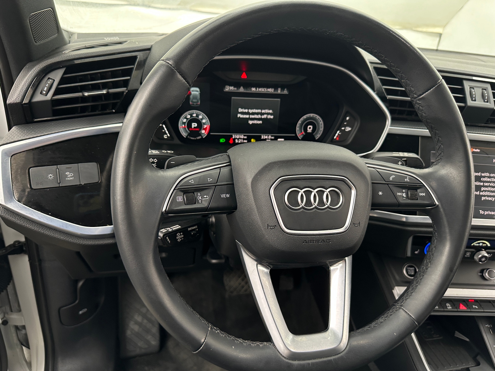 Thumbnail: 2023 Audi Q3 - 4