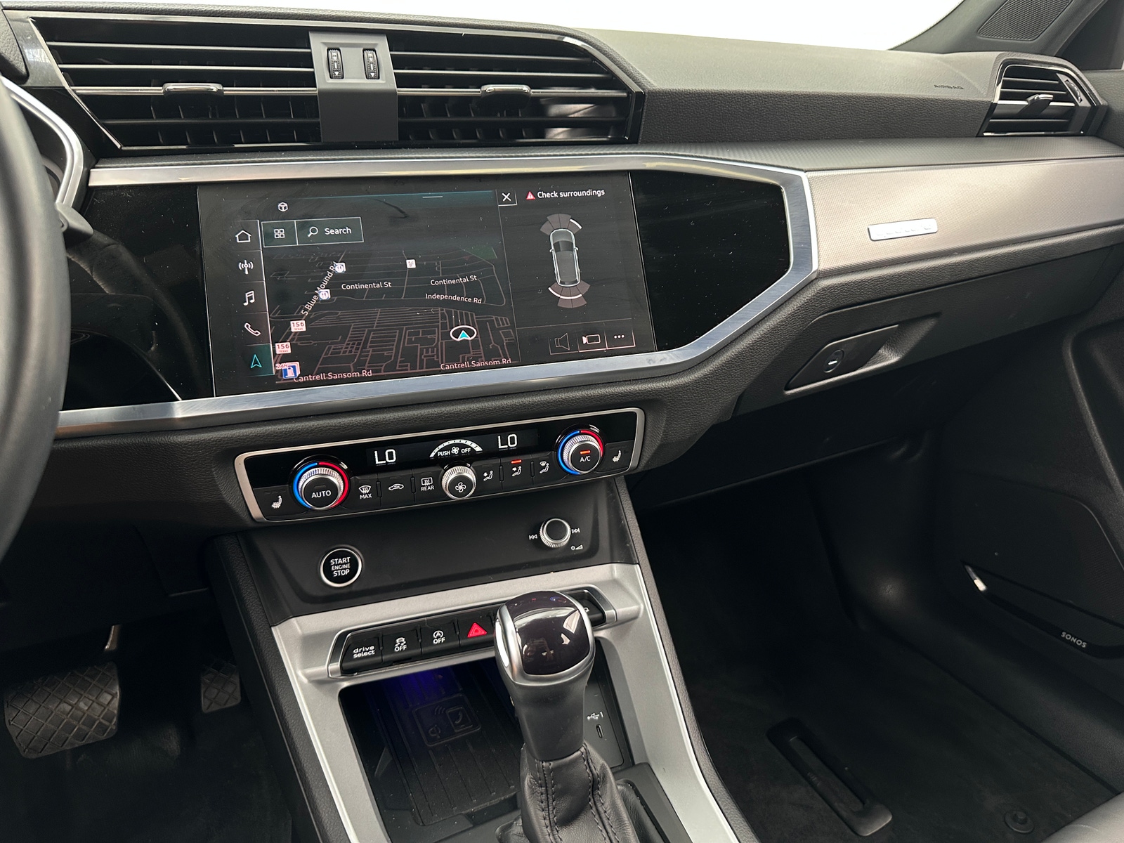 Thumbnail: 2023 Audi Q3 - 3