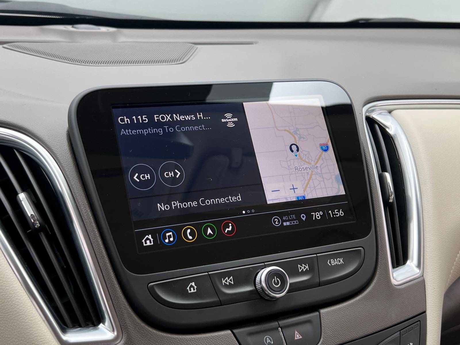 Thumbnail: 2024 Chevrolet Malibu - 4