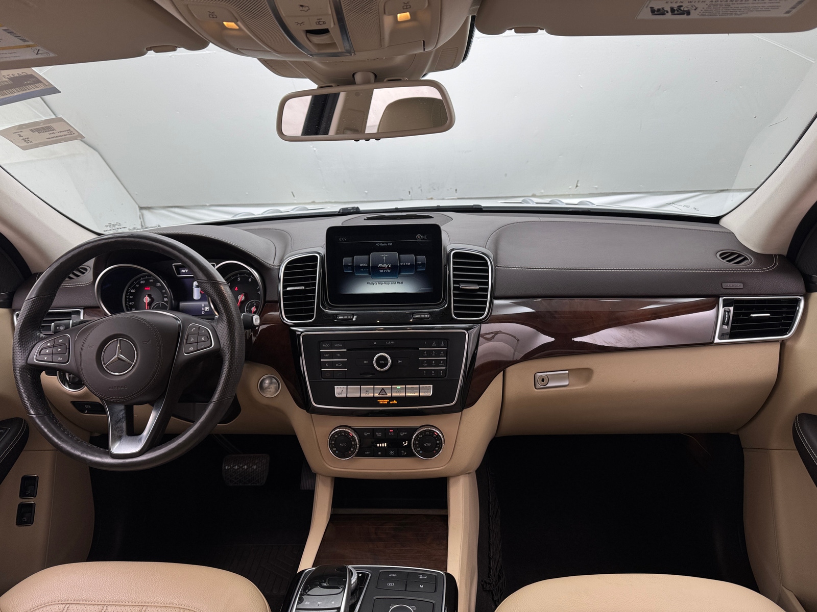 Thumbnail: 2019 Mercedes-Benz GLS - 2