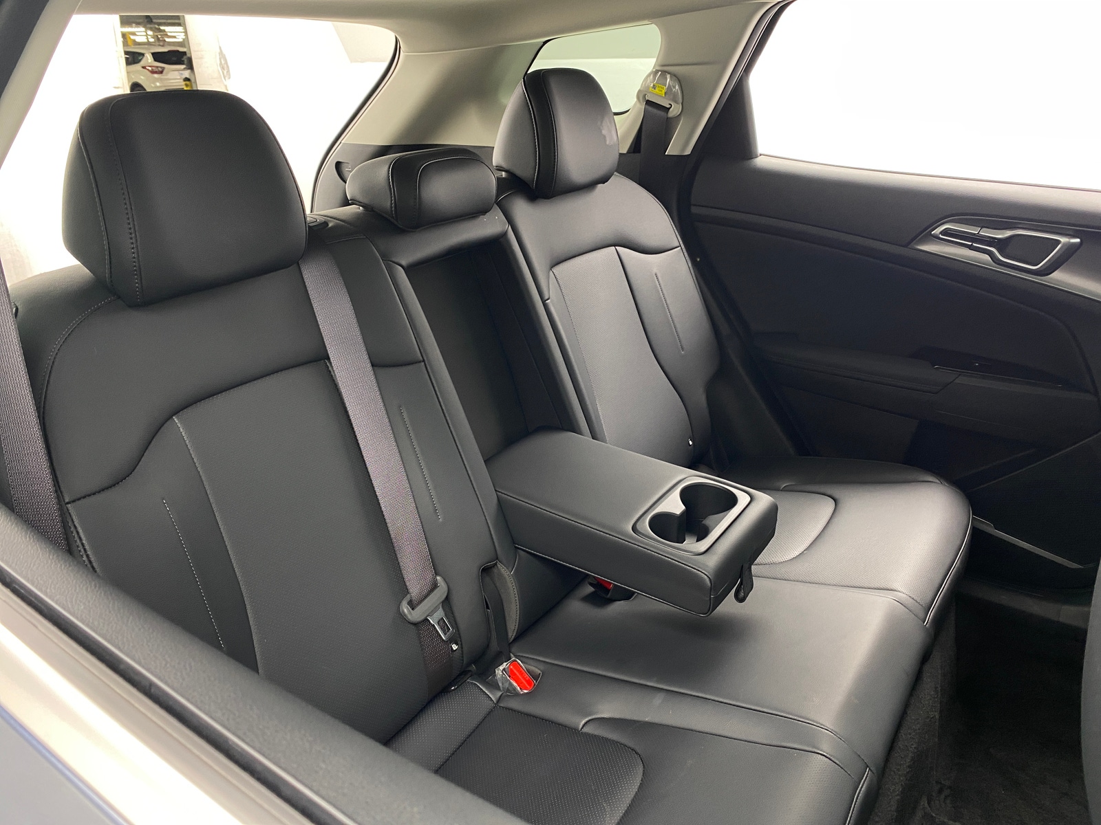 Thumbnail: 2024 Kia Sportage - 5