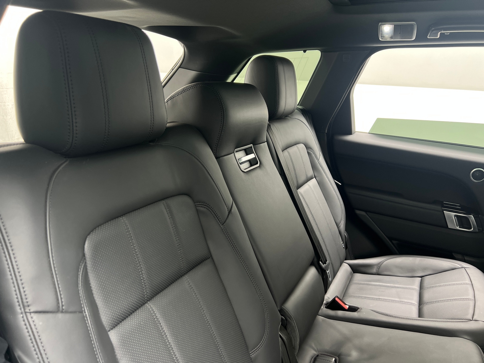 Thumbnail: 2020 Land Rover Range Rover Sport - 5