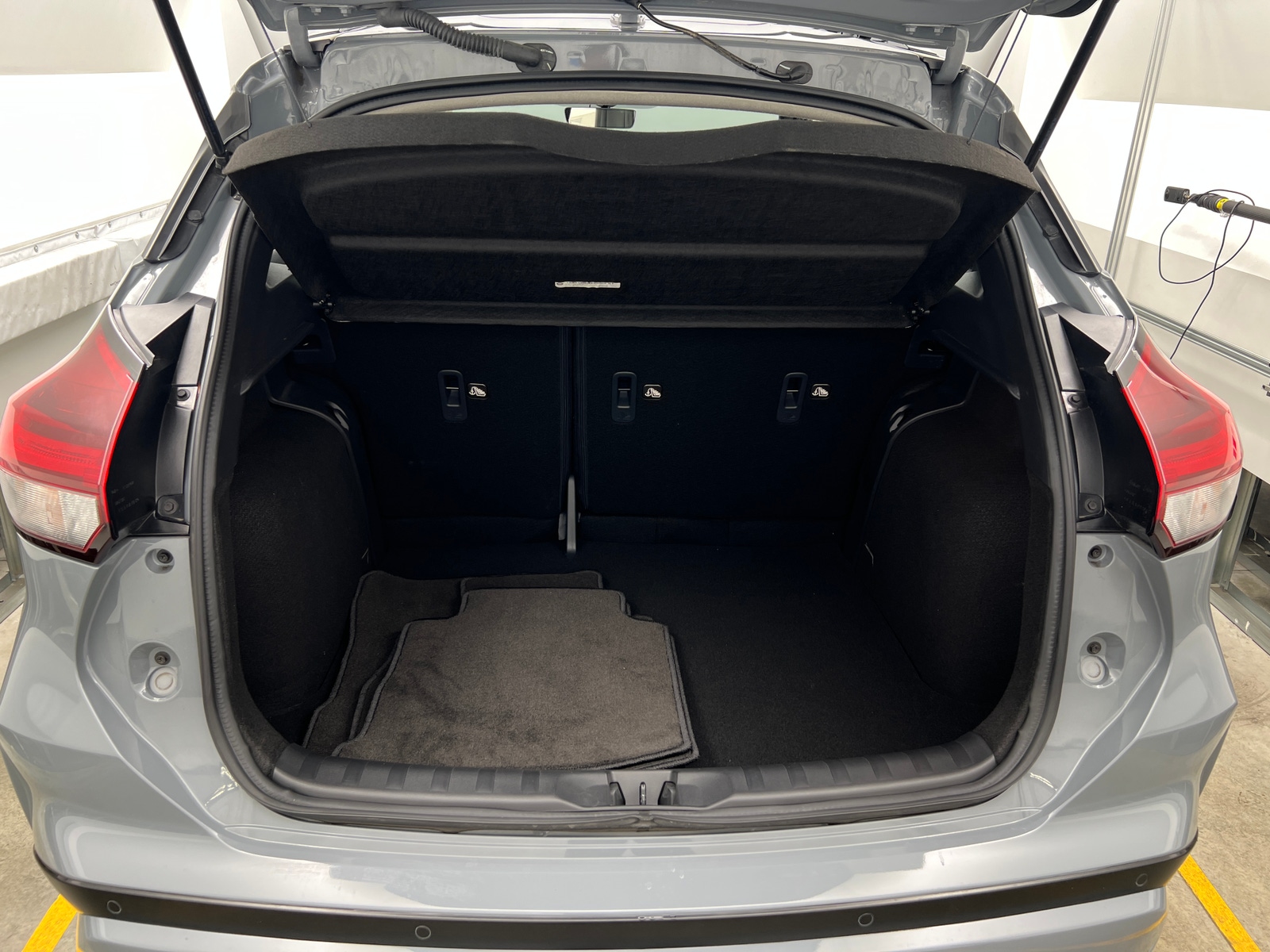 Thumbnail: 2024 Nissan Kicks - 6
