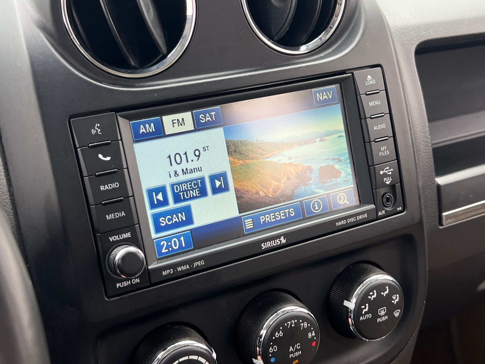 Thumbnail: 2011 Jeep Compass - 4