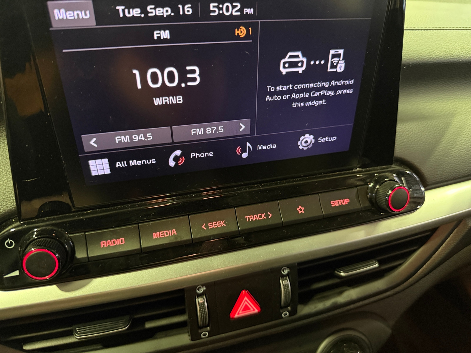 Thumbnail: 2023 Kia Forte - 4