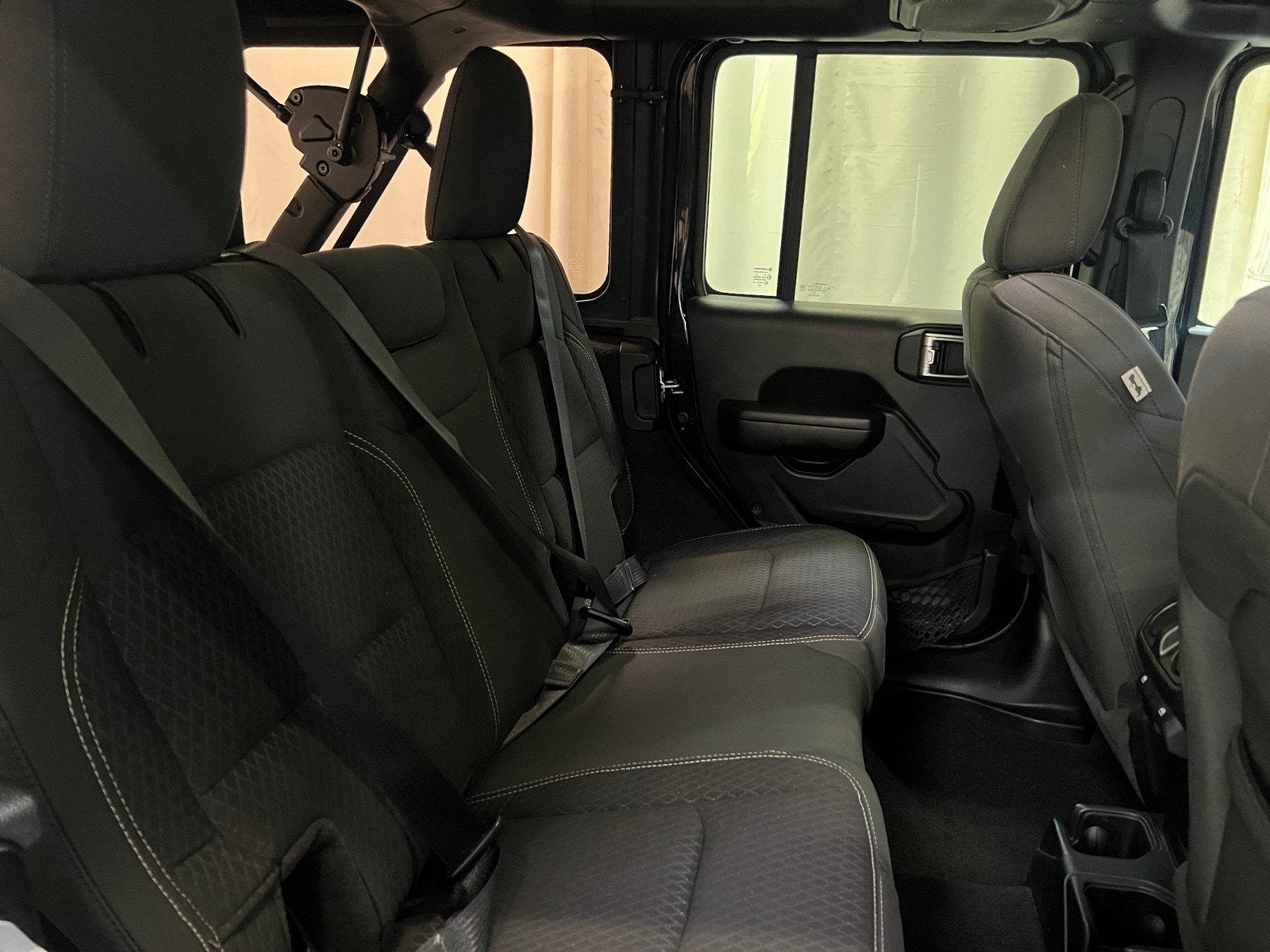 Thumbnail: 2021 Jeep Wrangler - 6