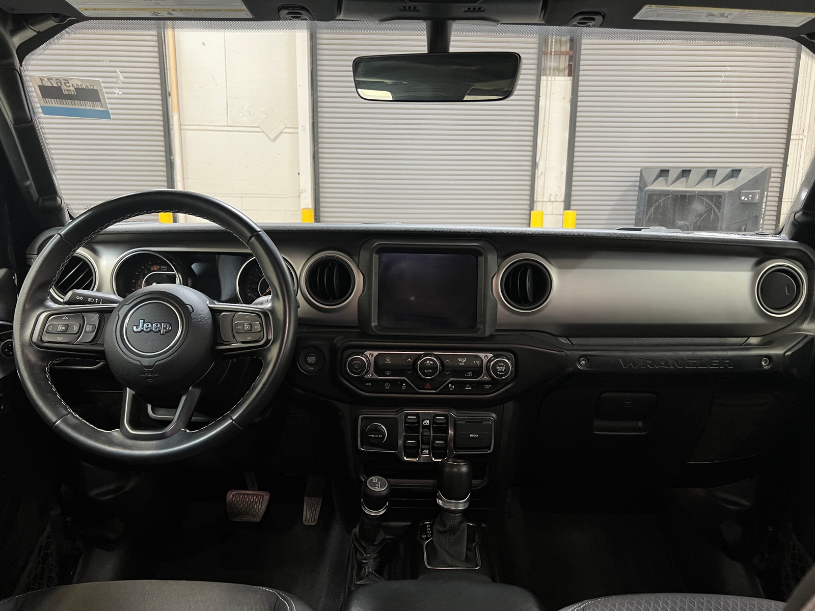 Thumbnail: 2021 Jeep Wrangler - 3
