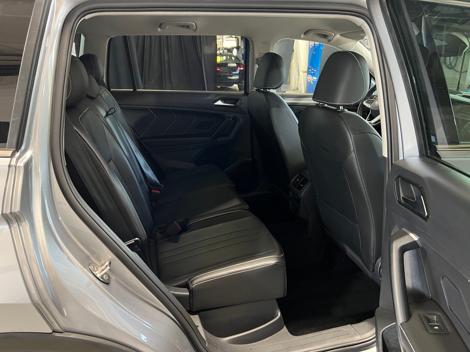 Thumbnail: 2024 Volkswagen Tiguan - 5