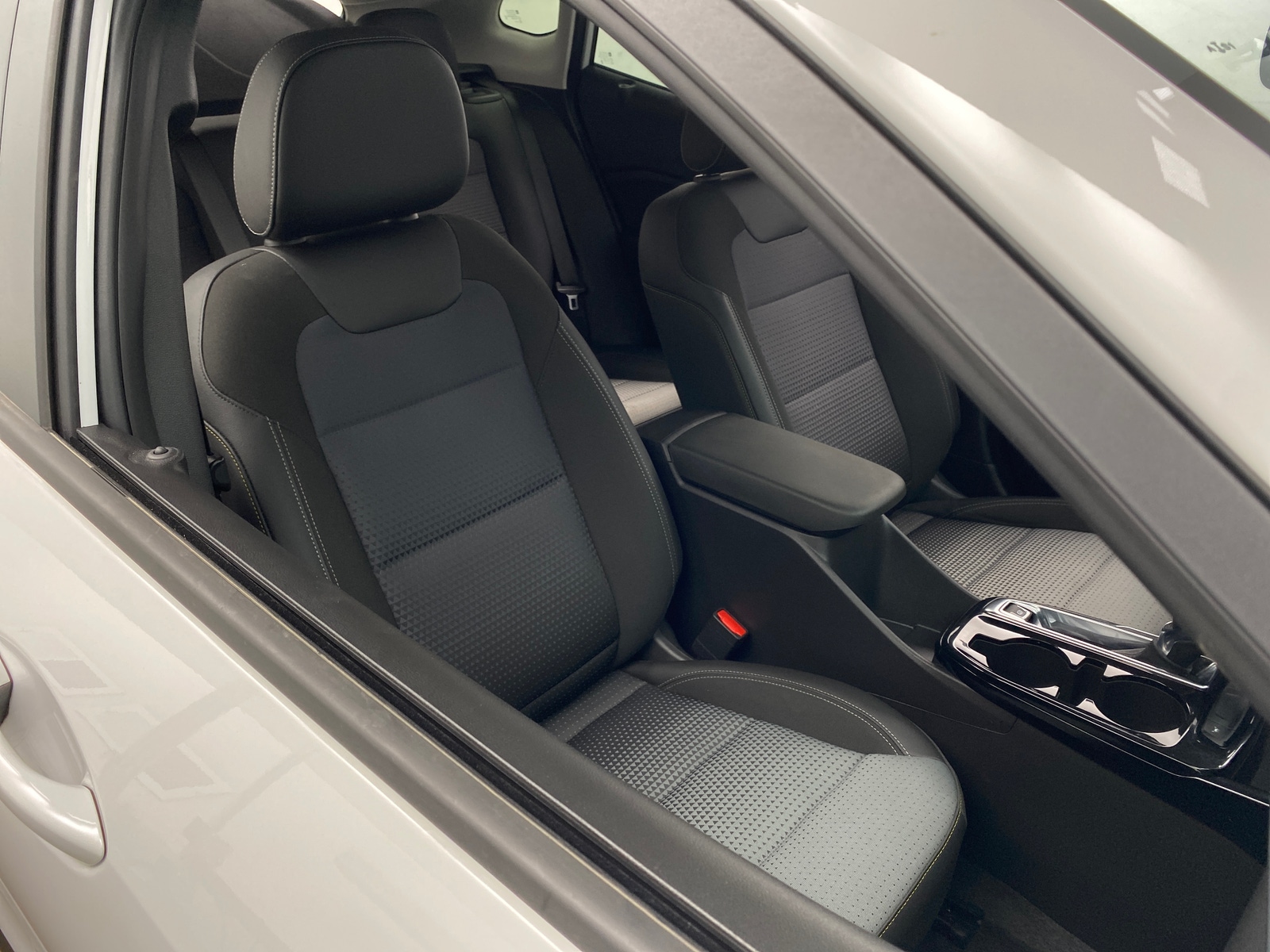 Thumbnail: 2024 Chevrolet Trax - 2