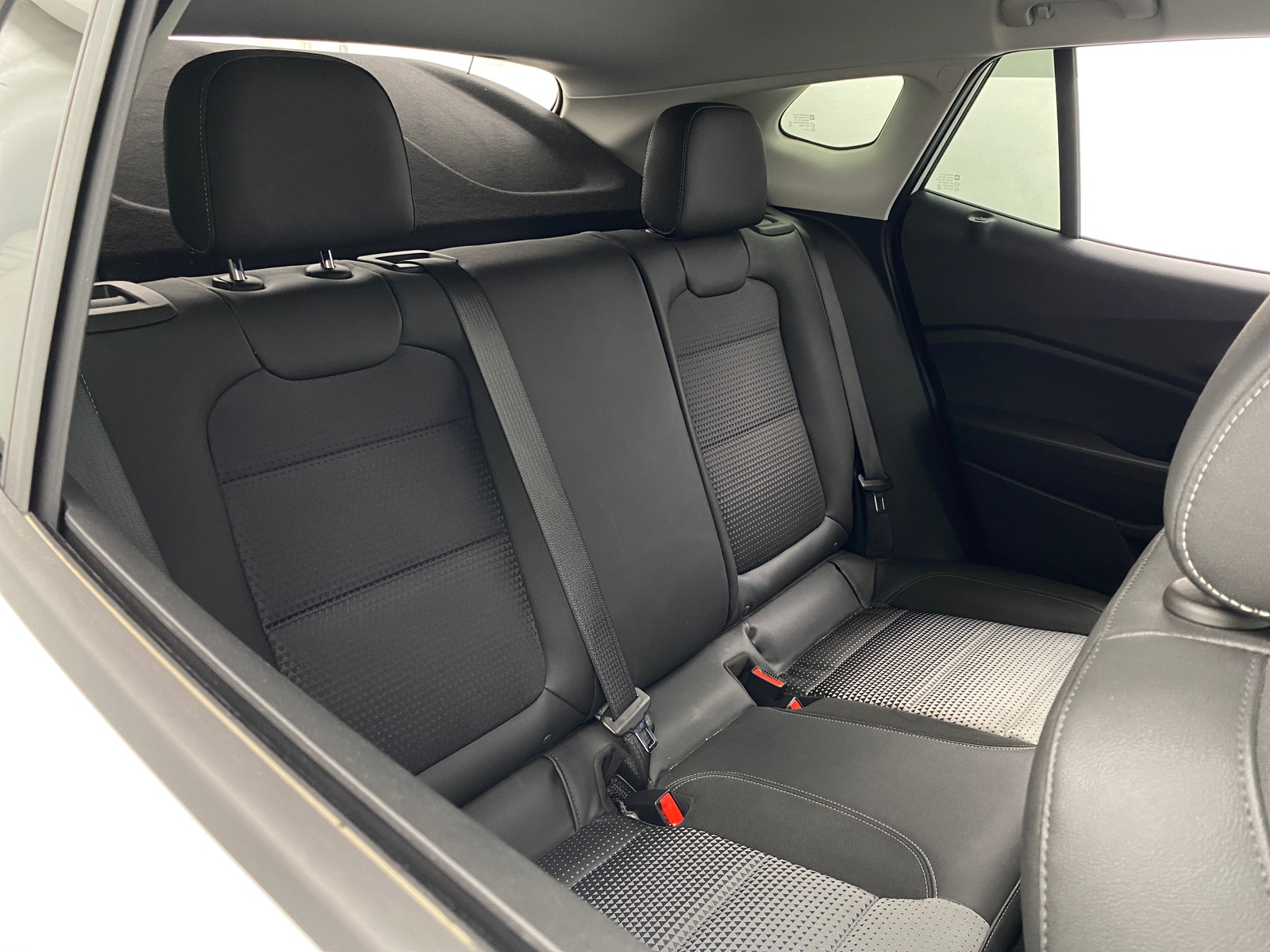 Thumbnail: 2024 Chevrolet Trax - 6