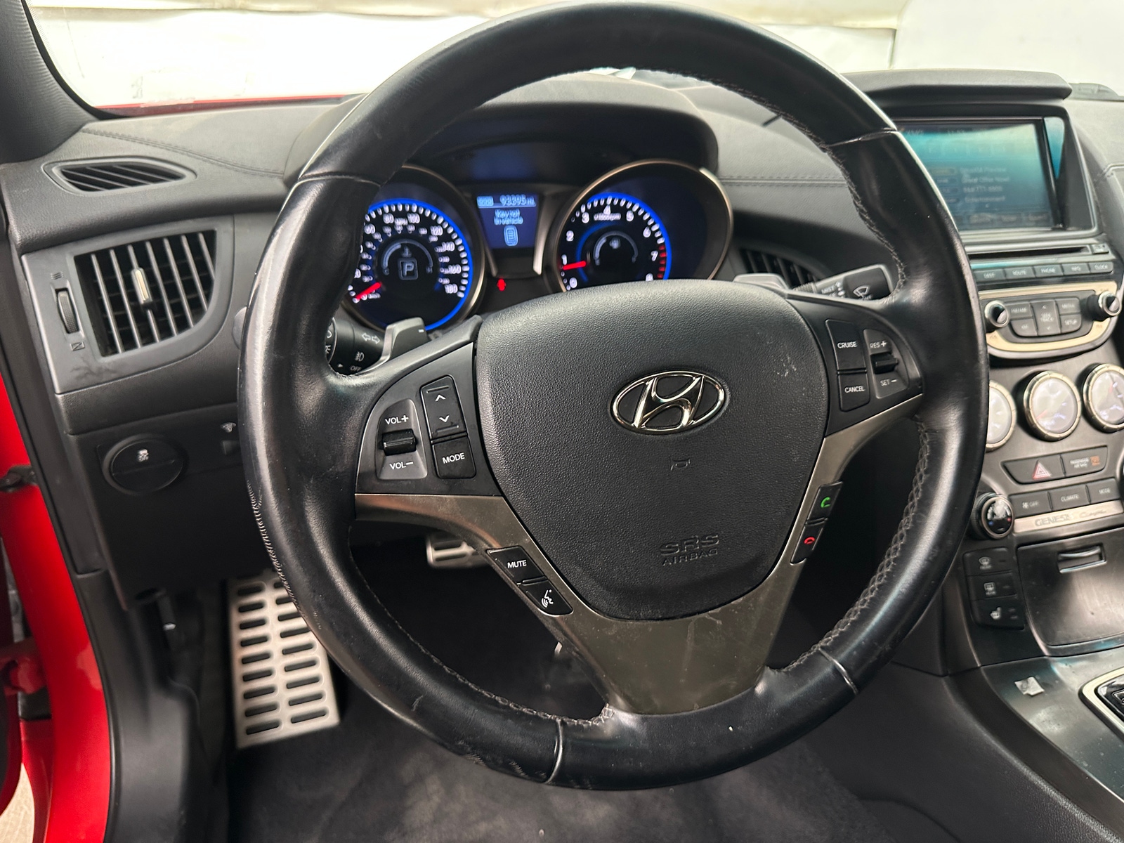 Thumbnail: 2013 Hyundai Genesis - 3
