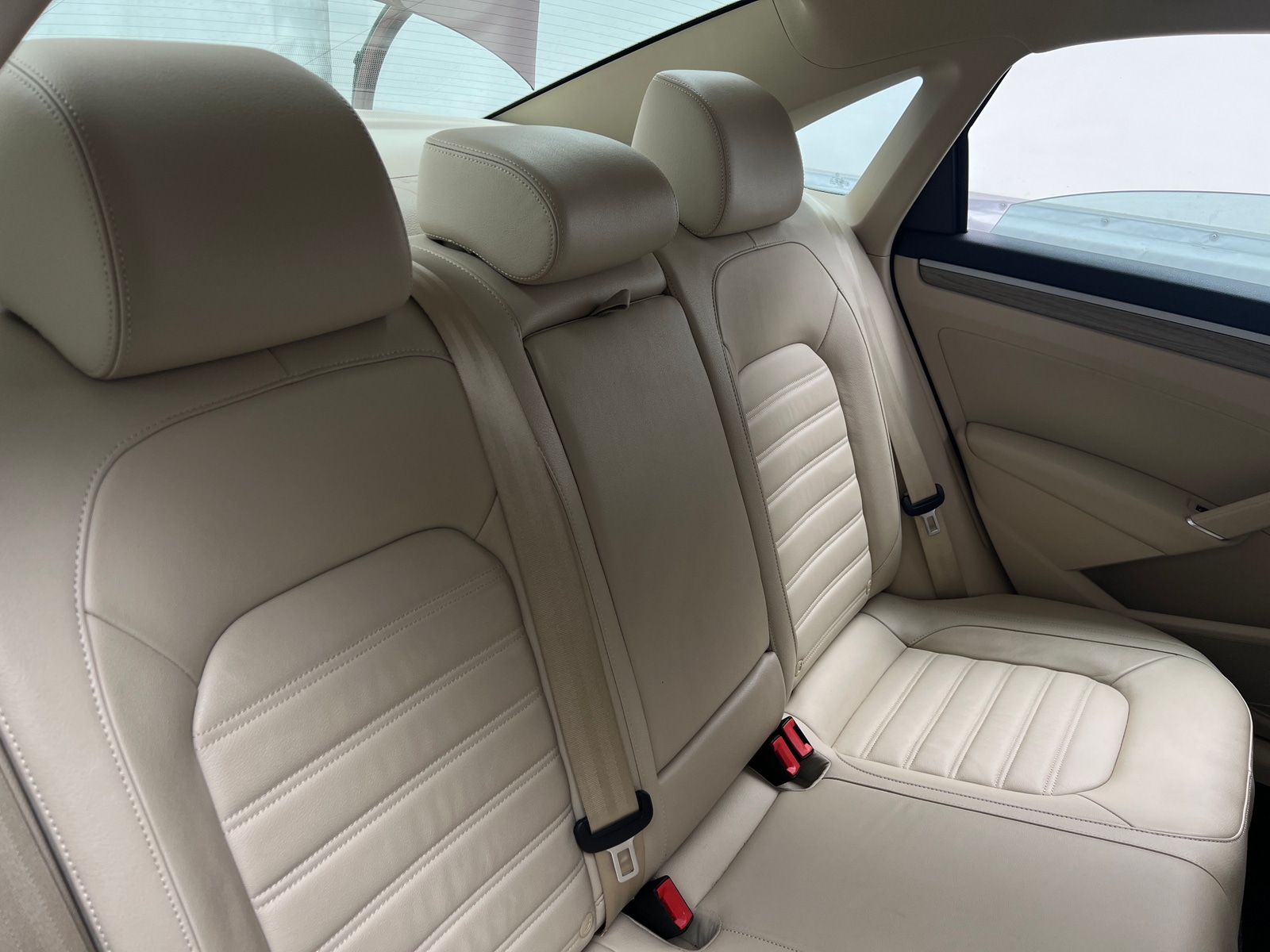 Thumbnail: 2017 Volkswagen Passat - 5
