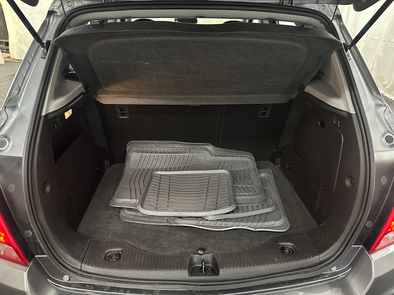 Thumbnail: 2020 Chevrolet Trax - 7