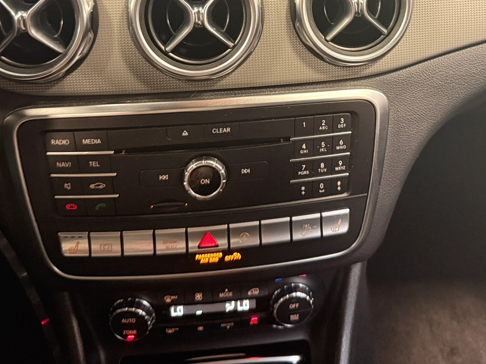Thumbnail: 2019 Mercedes-Benz GLA - 3