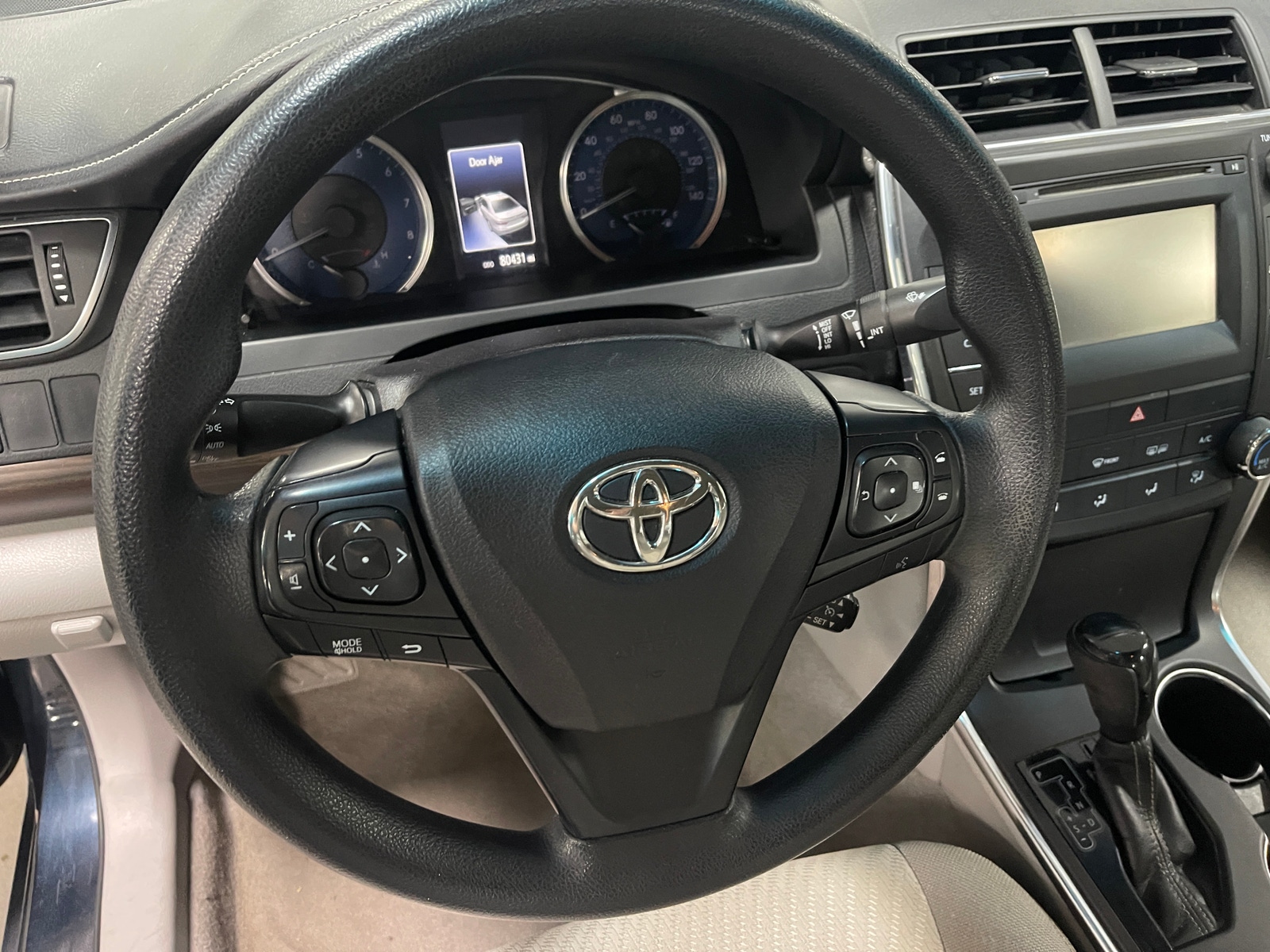 Thumbnail: 2016 Toyota Camry - 5