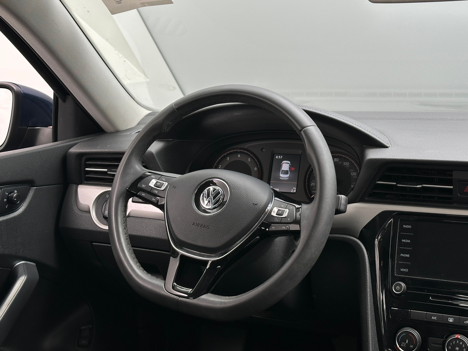 Thumbnail: 2021 Volkswagen Passat - 5
