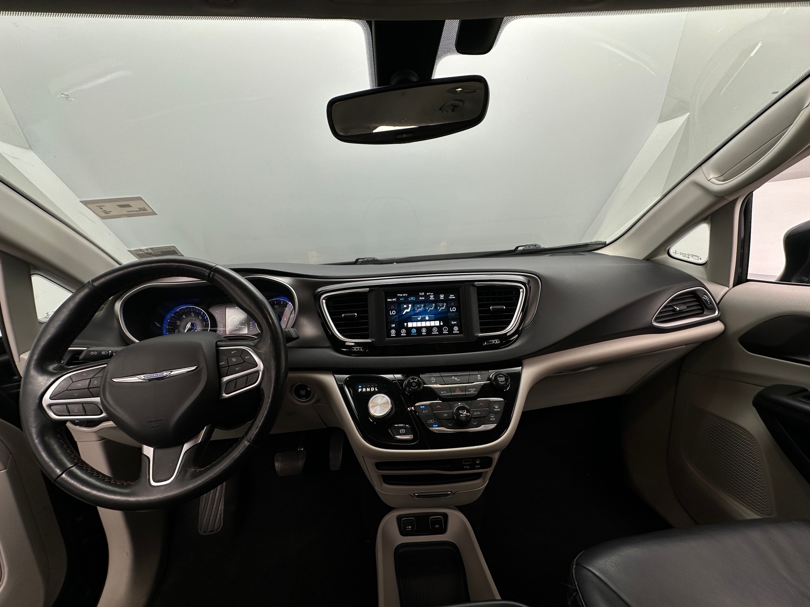 Thumbnail: 2020 Chrysler Pacifica - 2