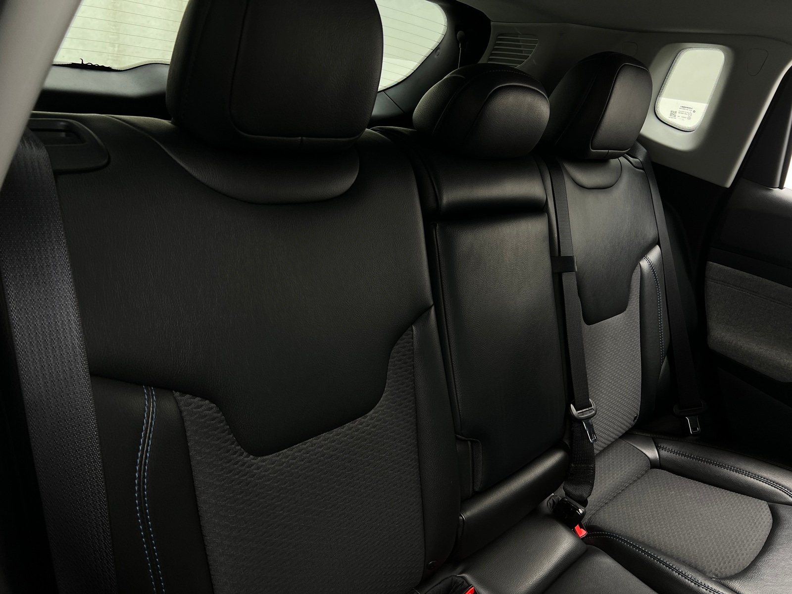Thumbnail: 2022 Jeep Compass - 6