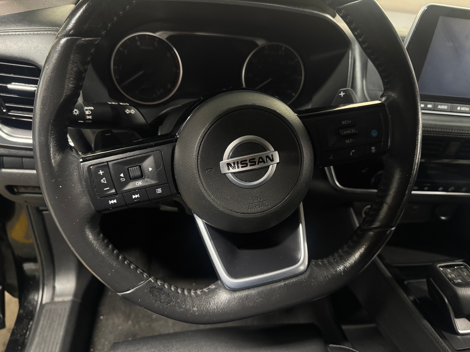Thumbnail: 2021 Nissan Rogue - 4