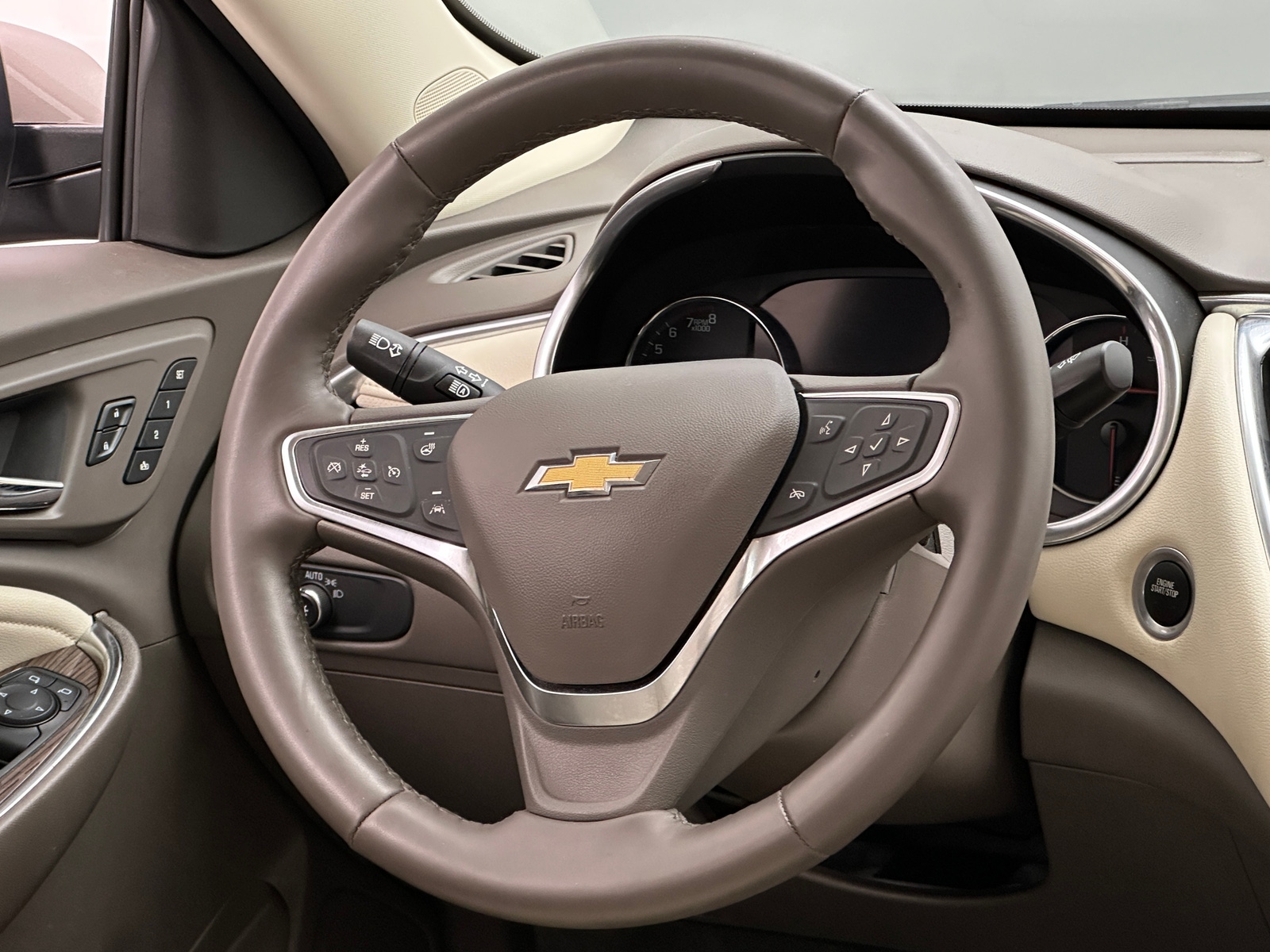 Thumbnail: 2024 Chevrolet Malibu - 5