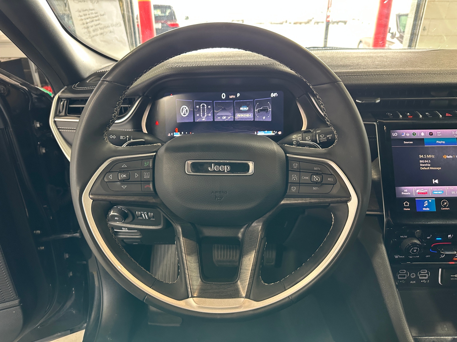 Thumbnail: 2024 Jeep Grand Cherokee L - 4