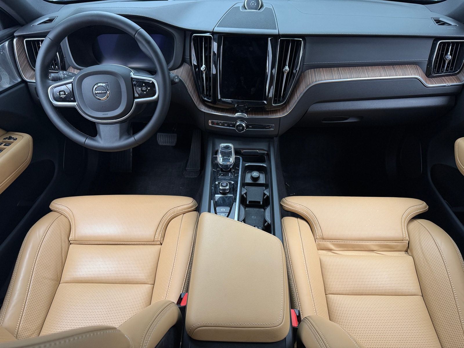 Thumbnail: 2023 Volvo XC60 - 2