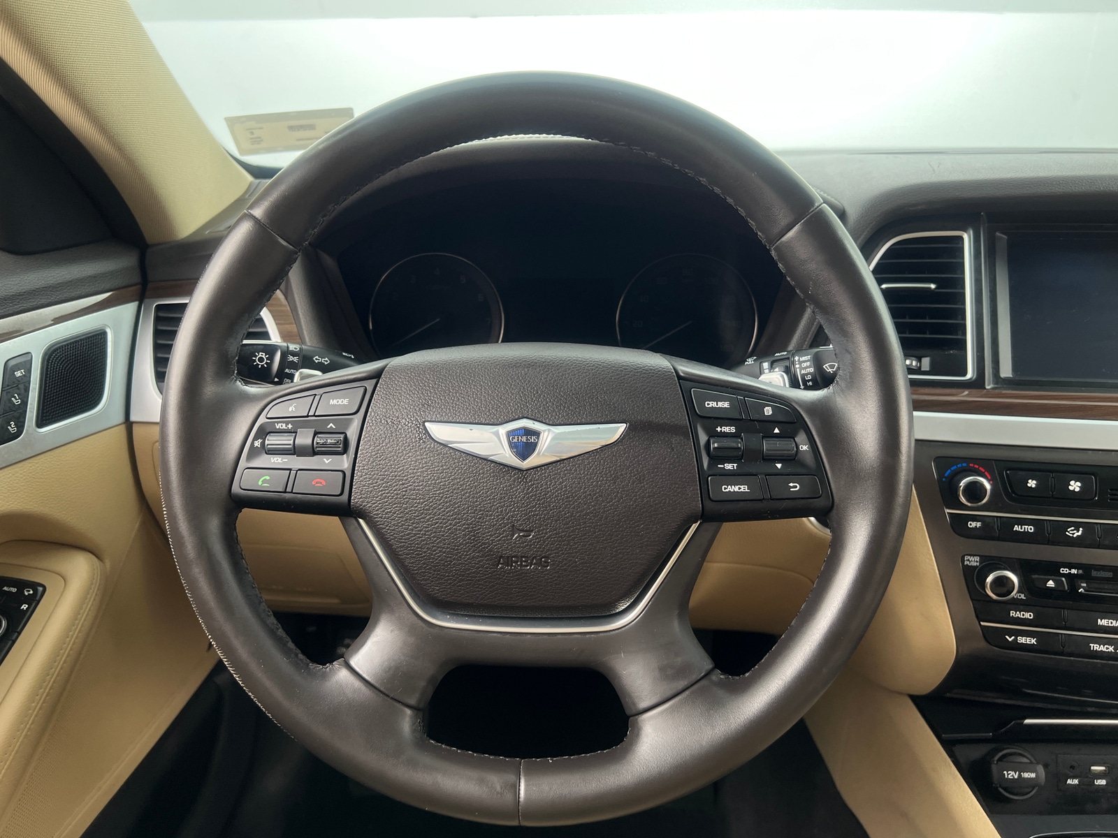 Thumbnail: 2015 Hyundai Genesis - 4