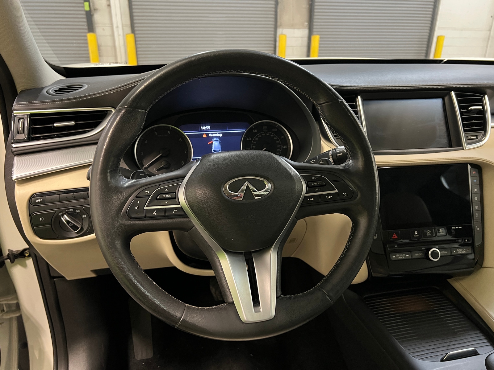 Thumbnail: 2019 INFINITI QX50 - 4