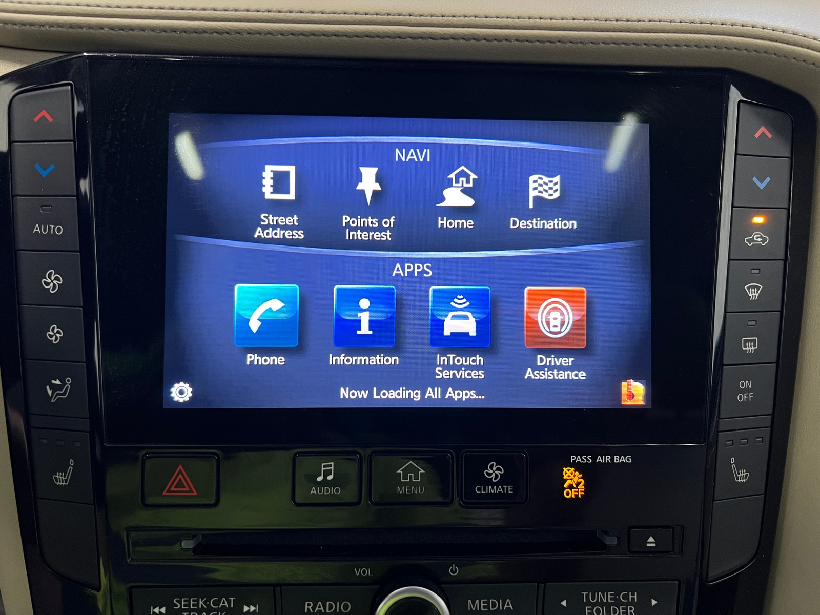 Thumbnail: 2019 INFINITI QX50 - 3